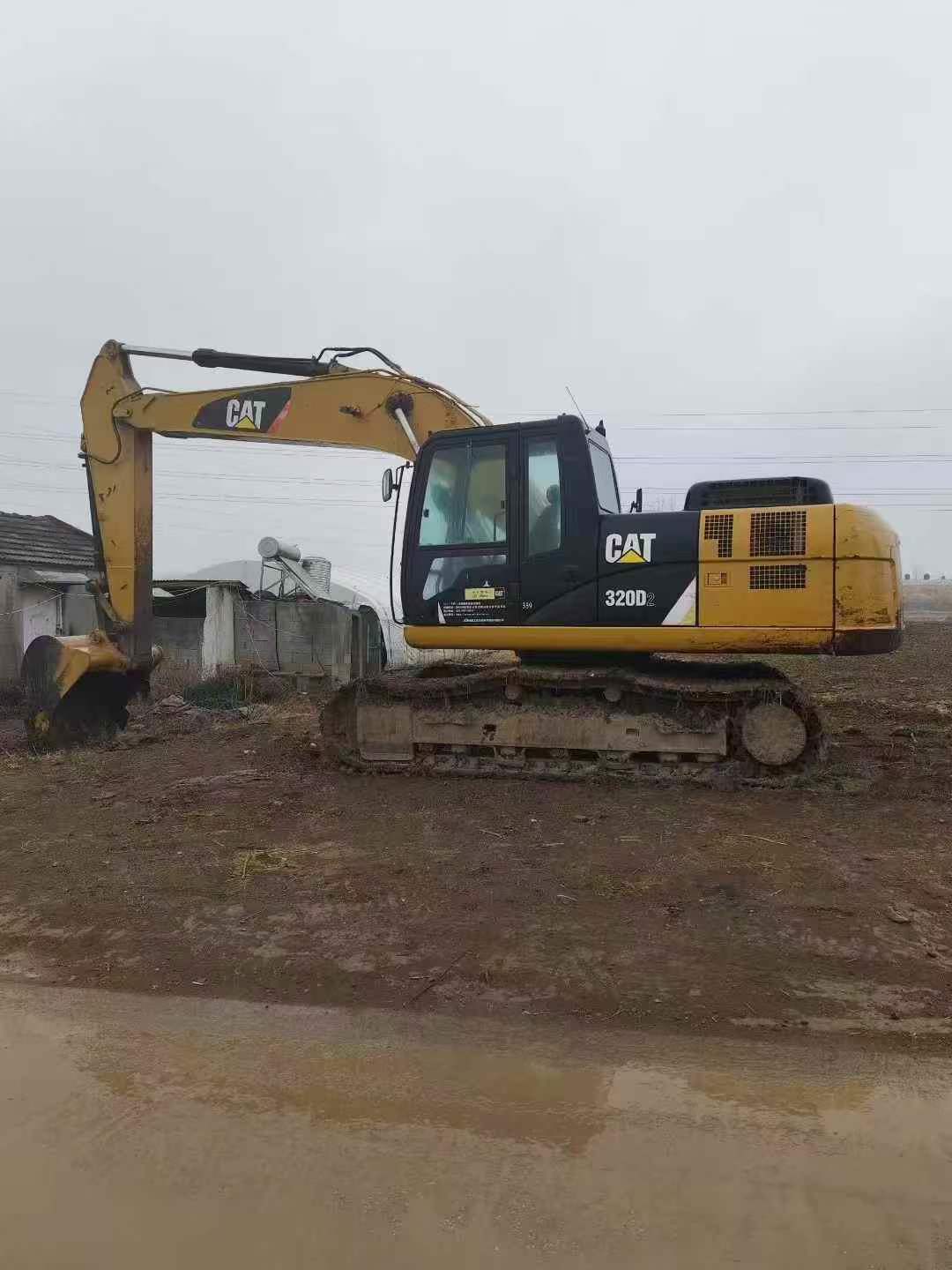 Used Caterpillar CT20 Excavator 2014 Model / 2