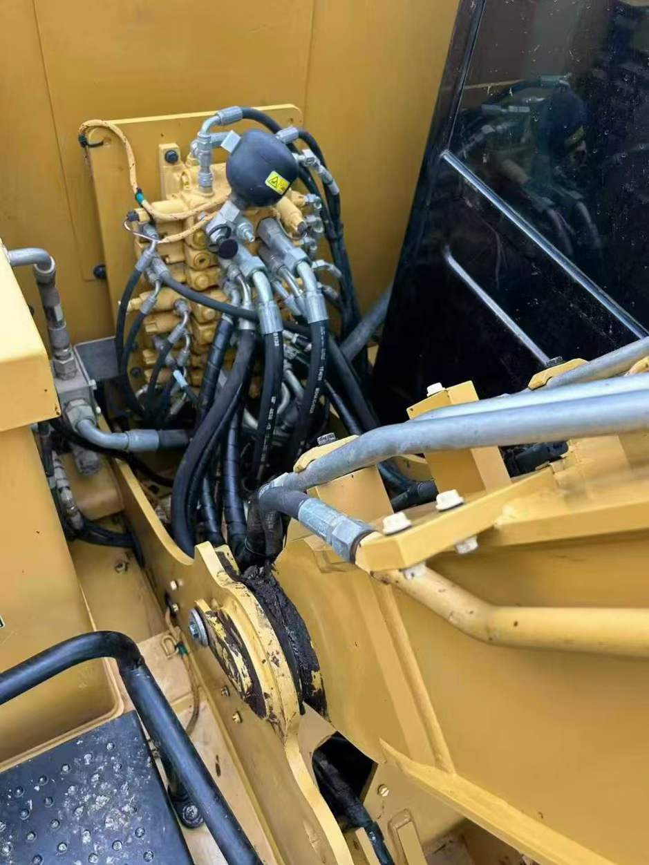 Used Caterpillar 307V2 Excavator 2021 Model / 8