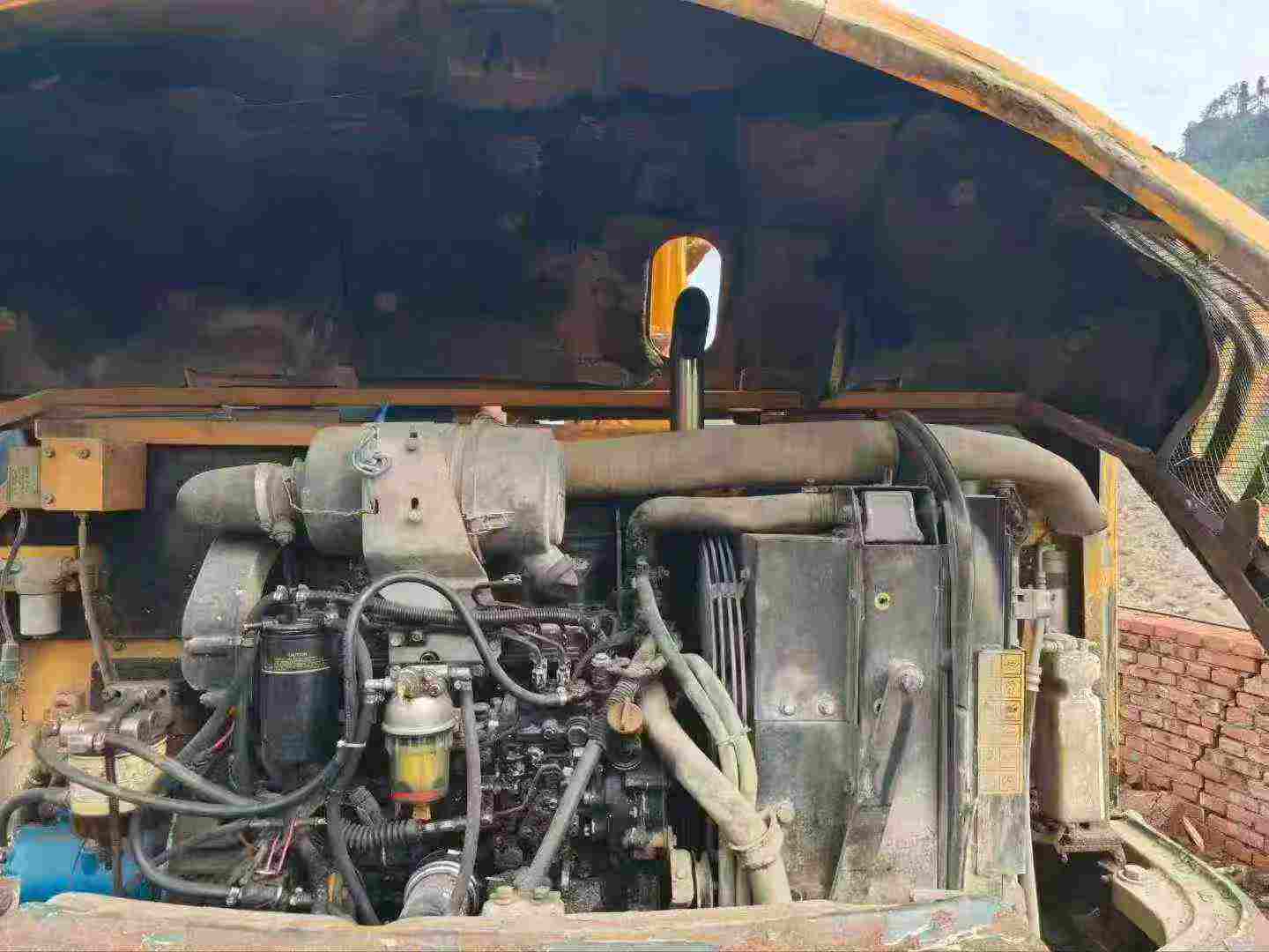 Used Hyundai R805LC Excavator 2016 Model / 4