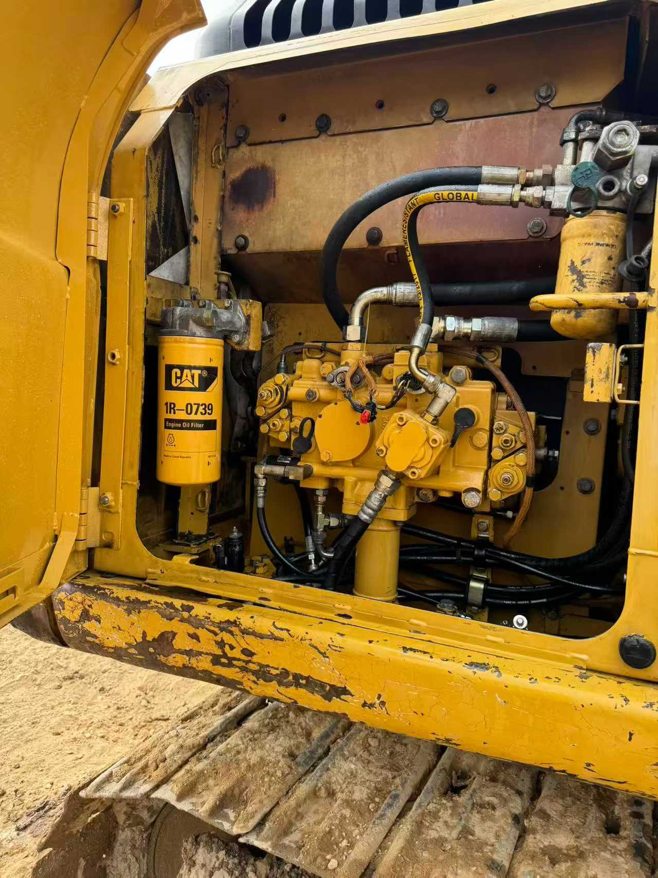 Buy Caterpillar M315D Used Excavator / 8 Used Caterpillar M315D Excavator 2016 Model / 8