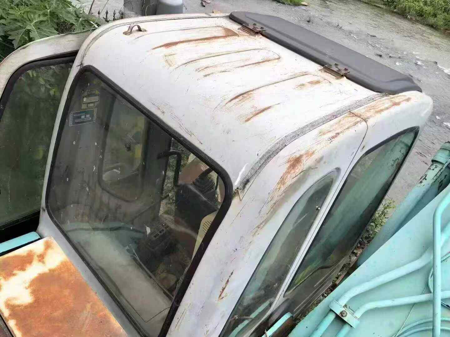 Used Kobelco SK200-6E Excavator 2016 Model / 3