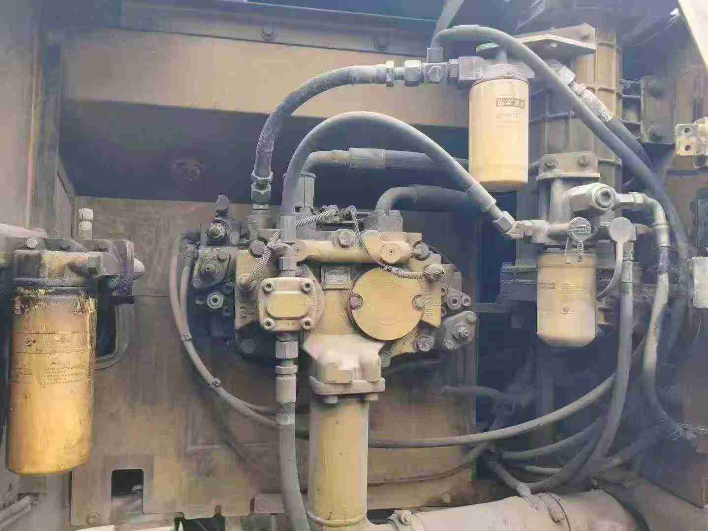 Used Caterpillar 324DL Excavator 2016 Model / 6