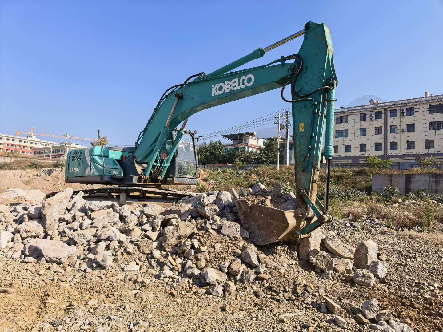 Used Kobelco SK210 Excavator 2018 Model / 2