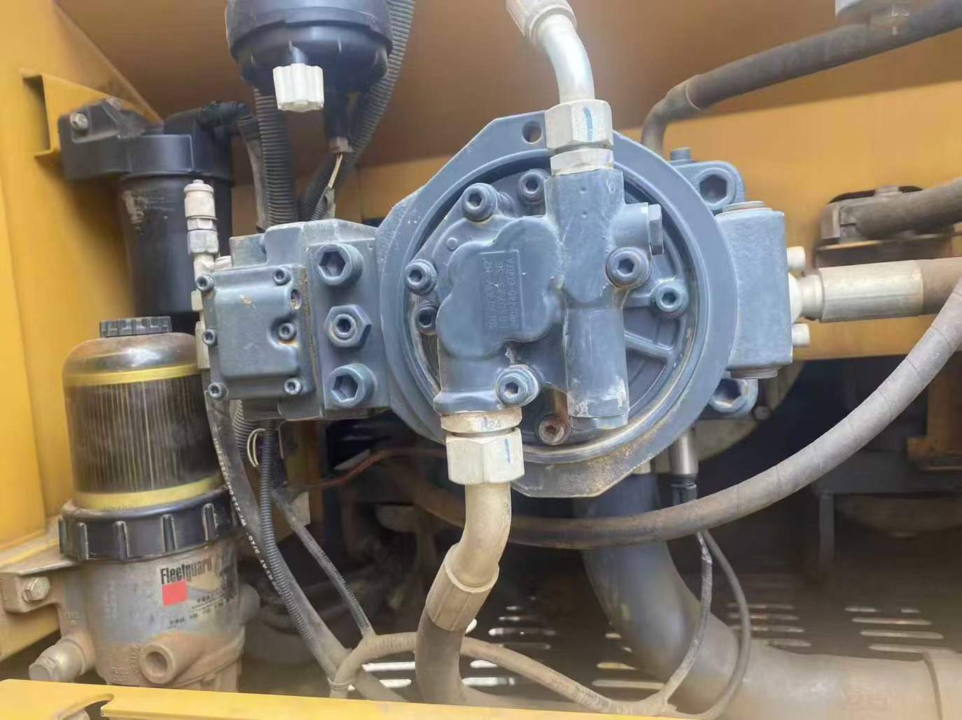 Used XCMG XE215 Excavator 2018 Model / 6