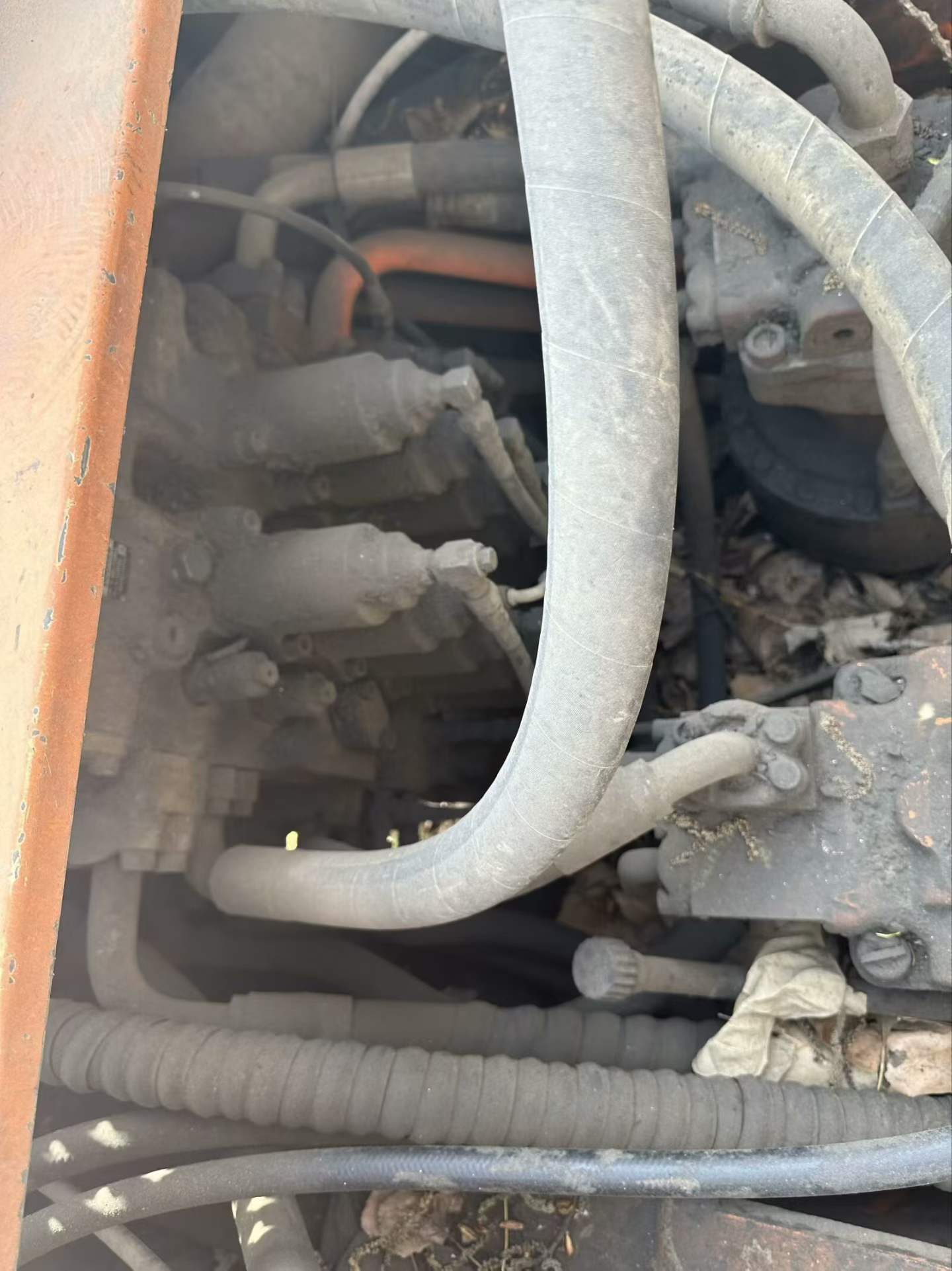 Used Doosan DX500 Excavator 2016 Model / 9