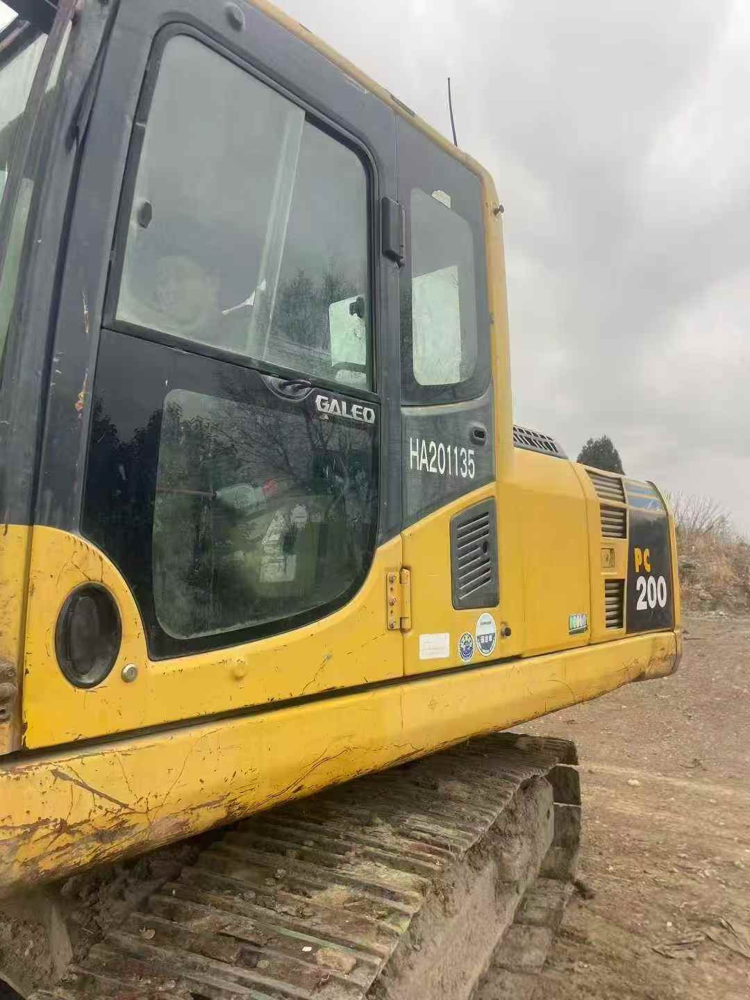 Buy Komatsu PC200-8N1 Used Excavator