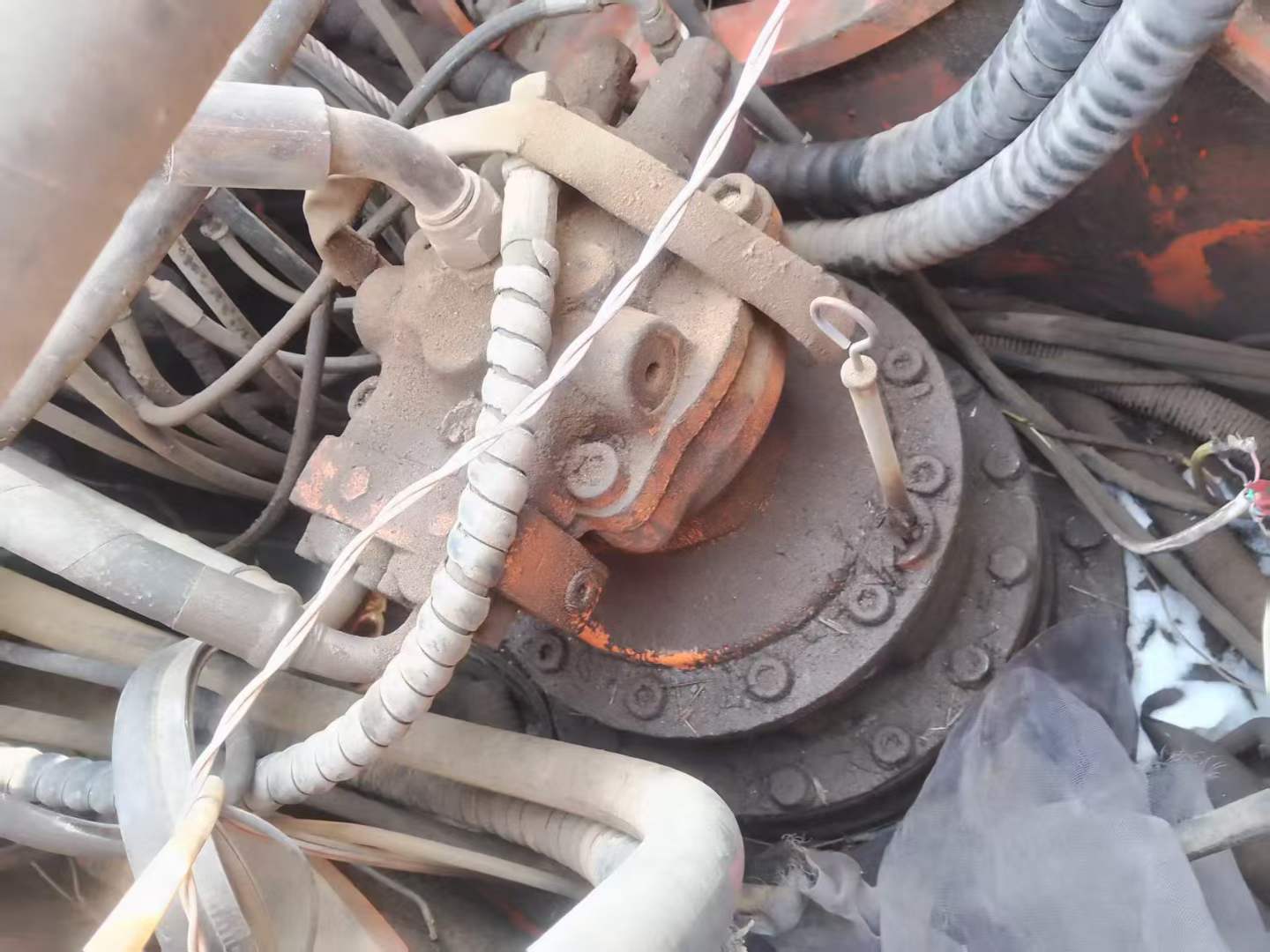 Used Doosan DH258-7 Excavator 2010 Model / 3