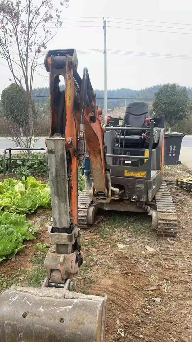 Used Doosan DX17z Excavator 2019 Model / 3