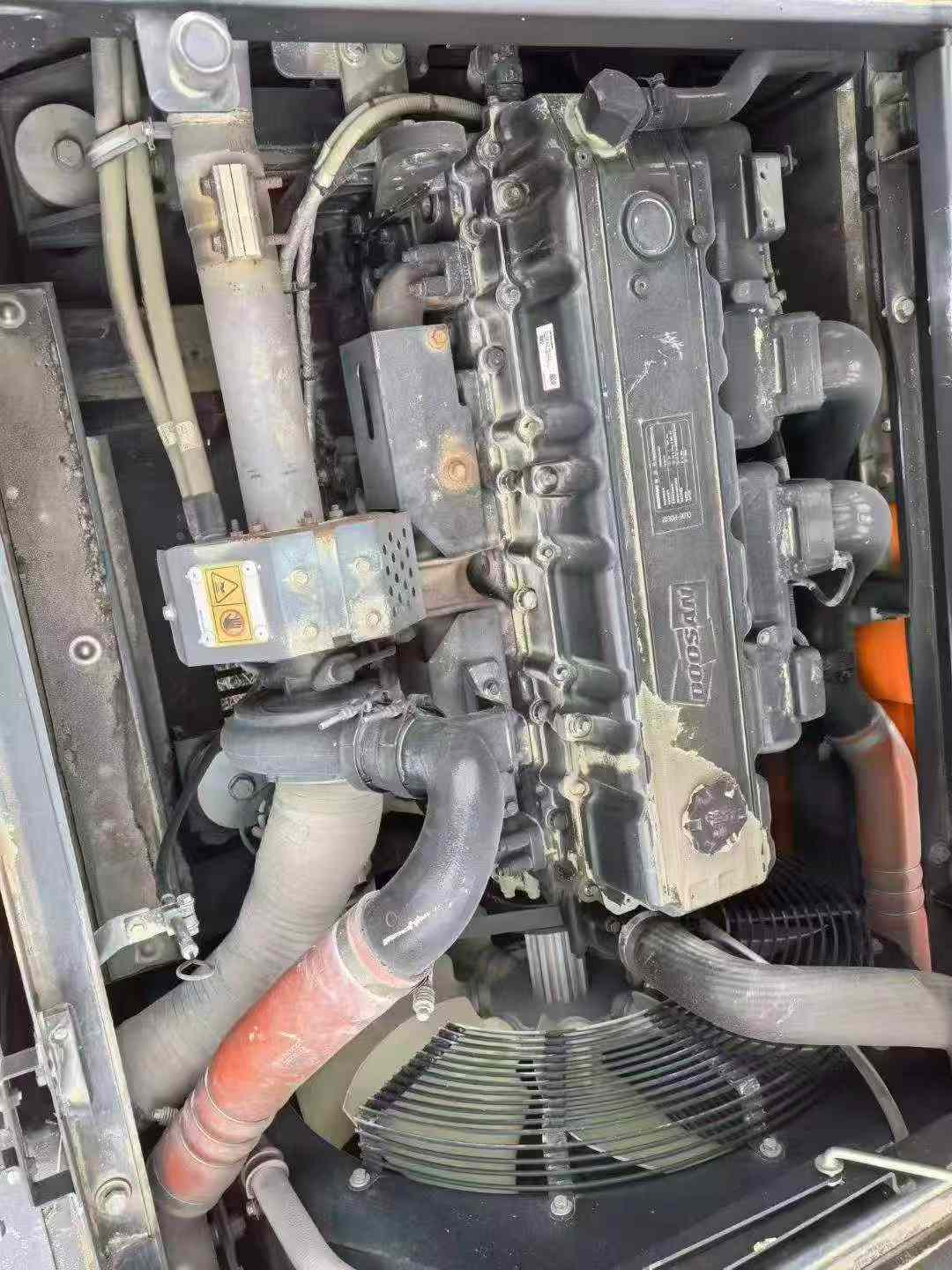 Used Doosan DL305 Excavator 2022 Model / 4