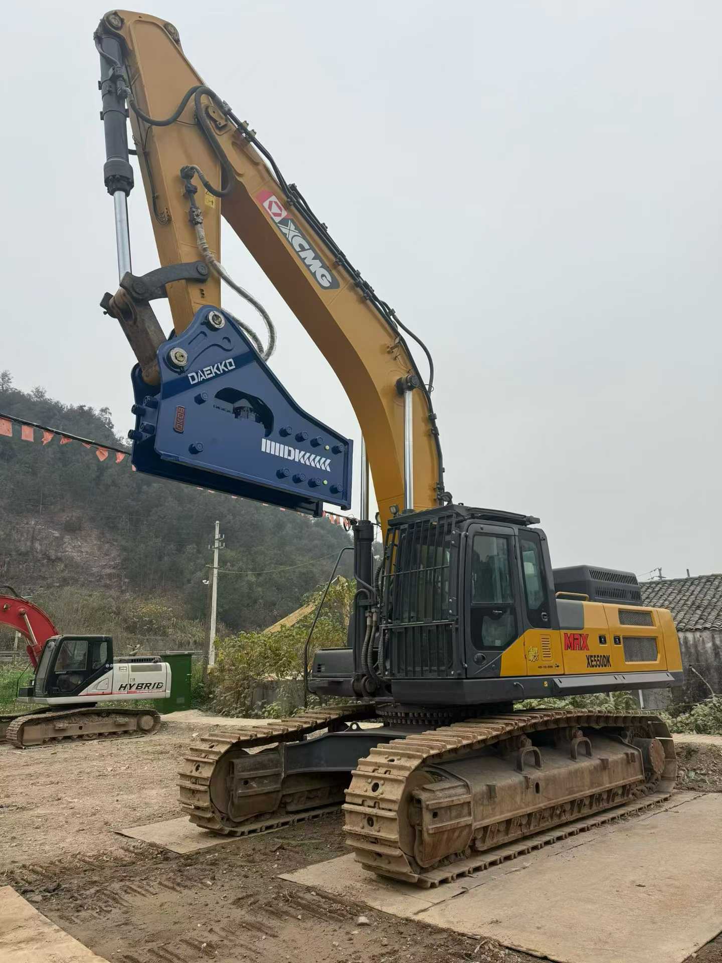 Used XCMG LW200 Excavator 2022 Model / 6
