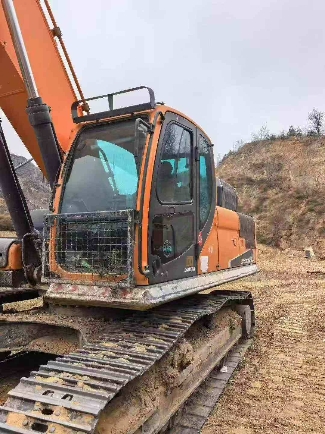 Used Doosan DL305 Excavator 2022 Model / 2