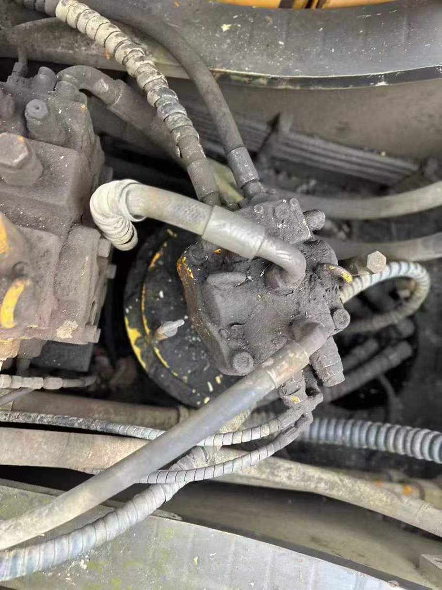 Used Sany SY365H Excavator 2016 Model / 4