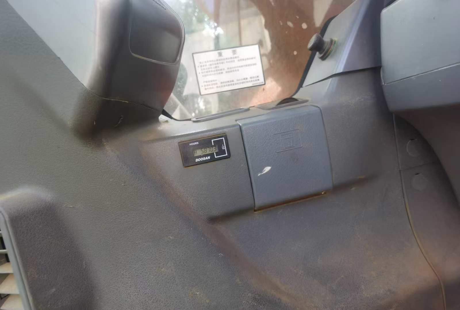 Used Doosan DX75 Excavator 2019 Model / 3