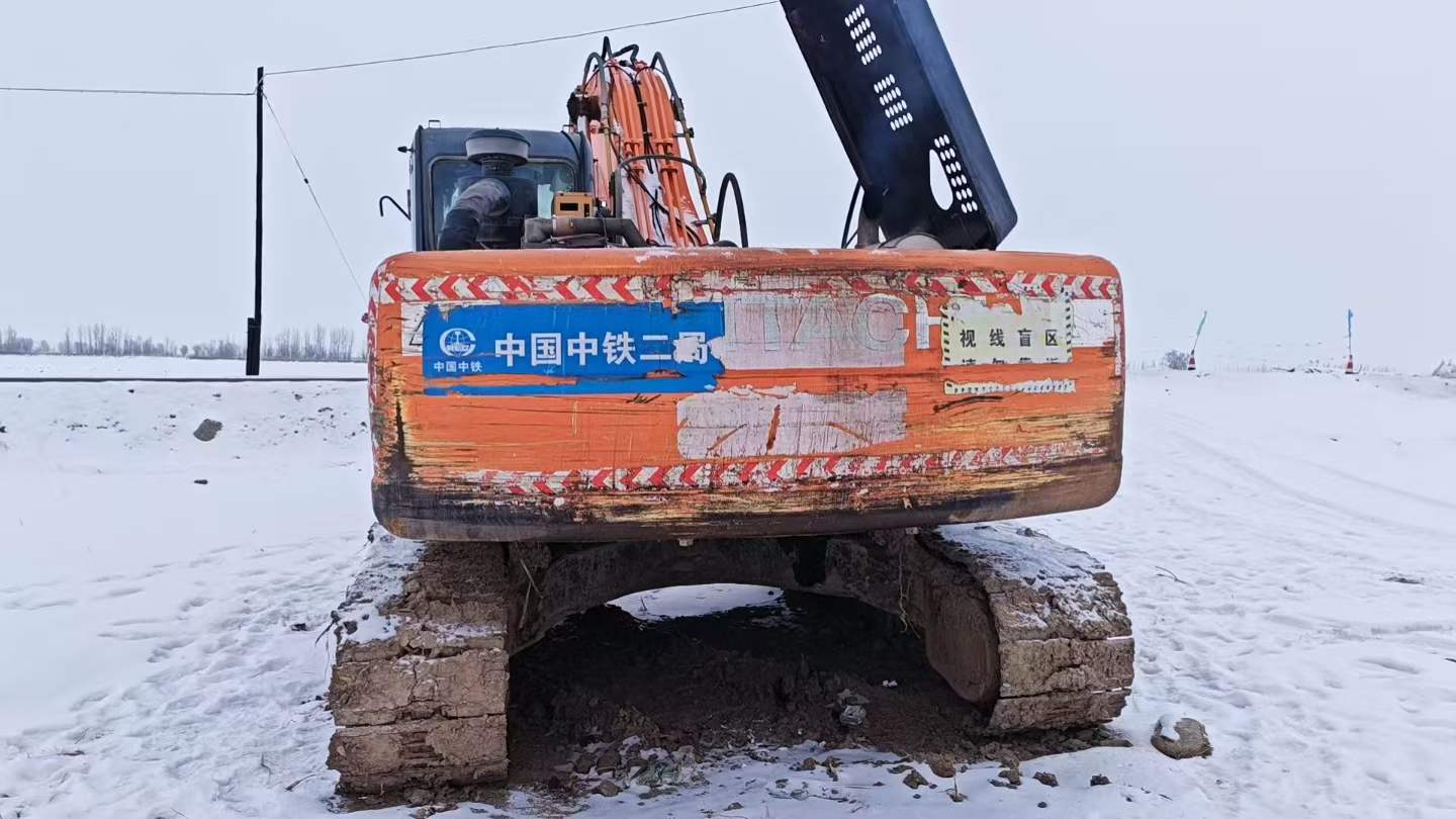 Used Hitachi ZW250 Excavator 2016 Model / 2