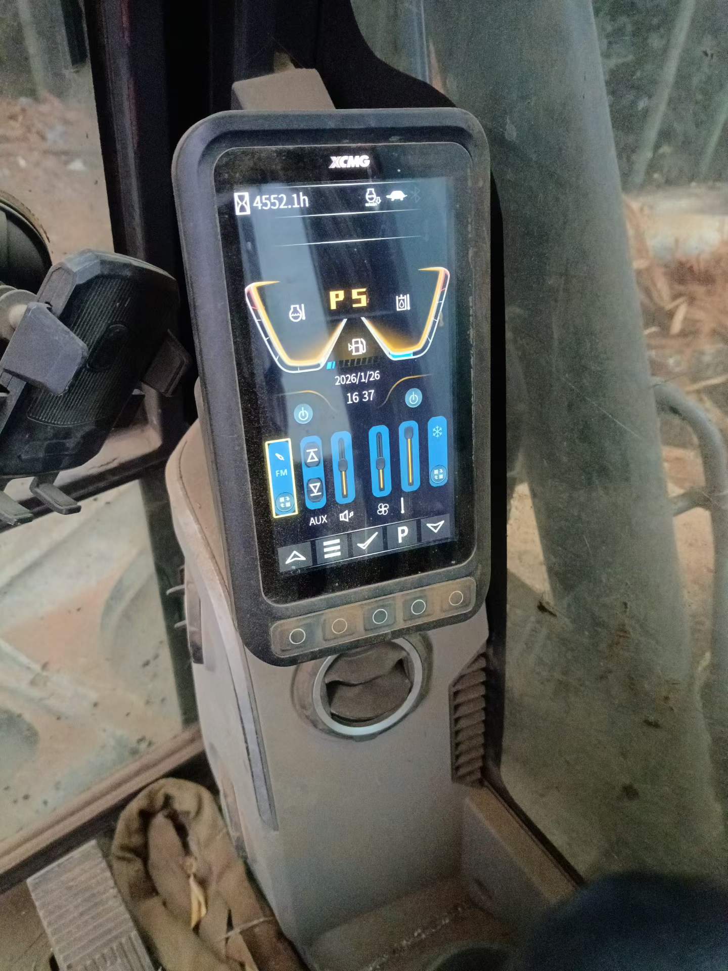 Used XCMG XE75WD Excavator 2023 Model / 9