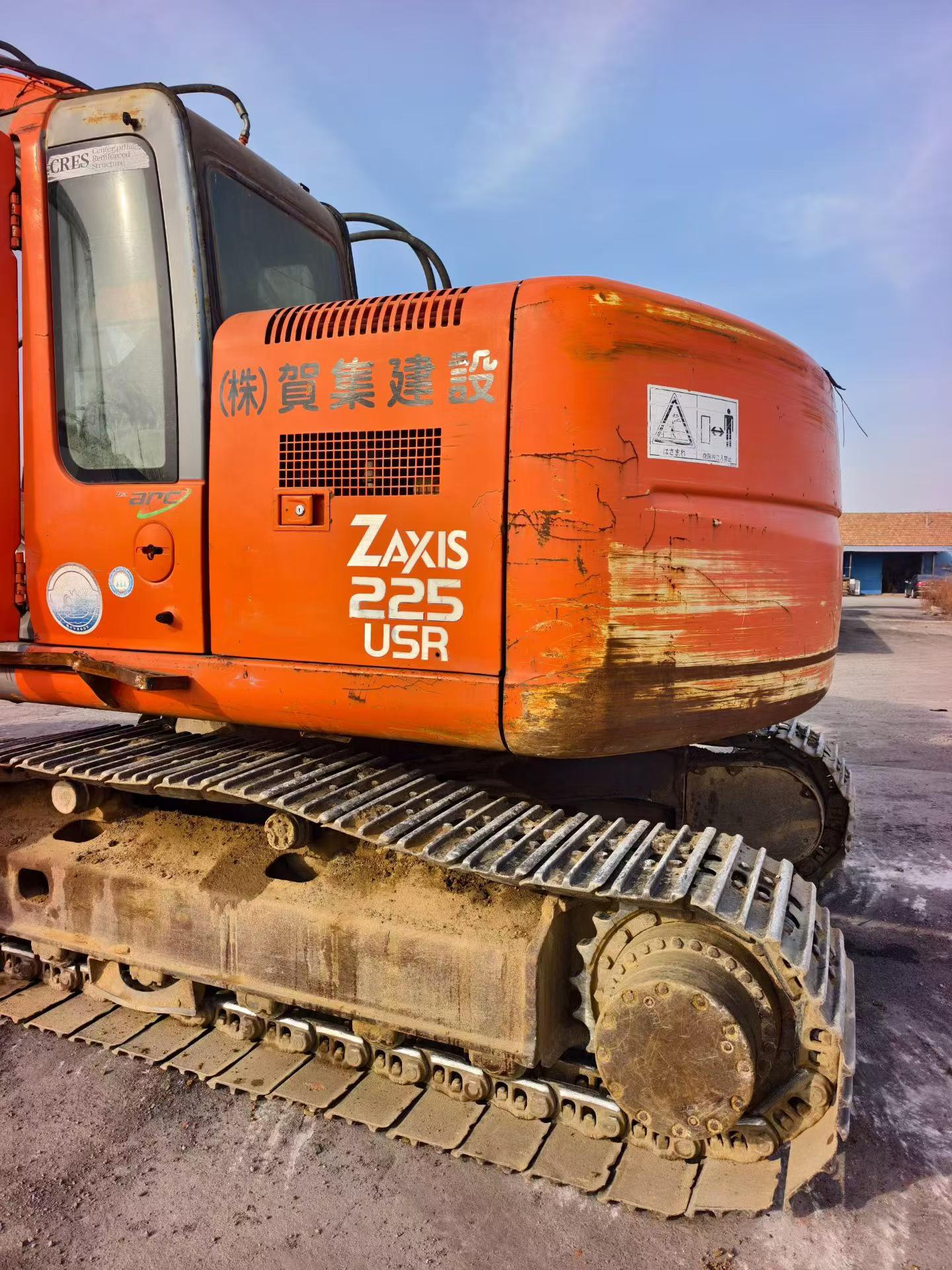 Used Hitachi ZX225USR Excavator 2016 Model / 2