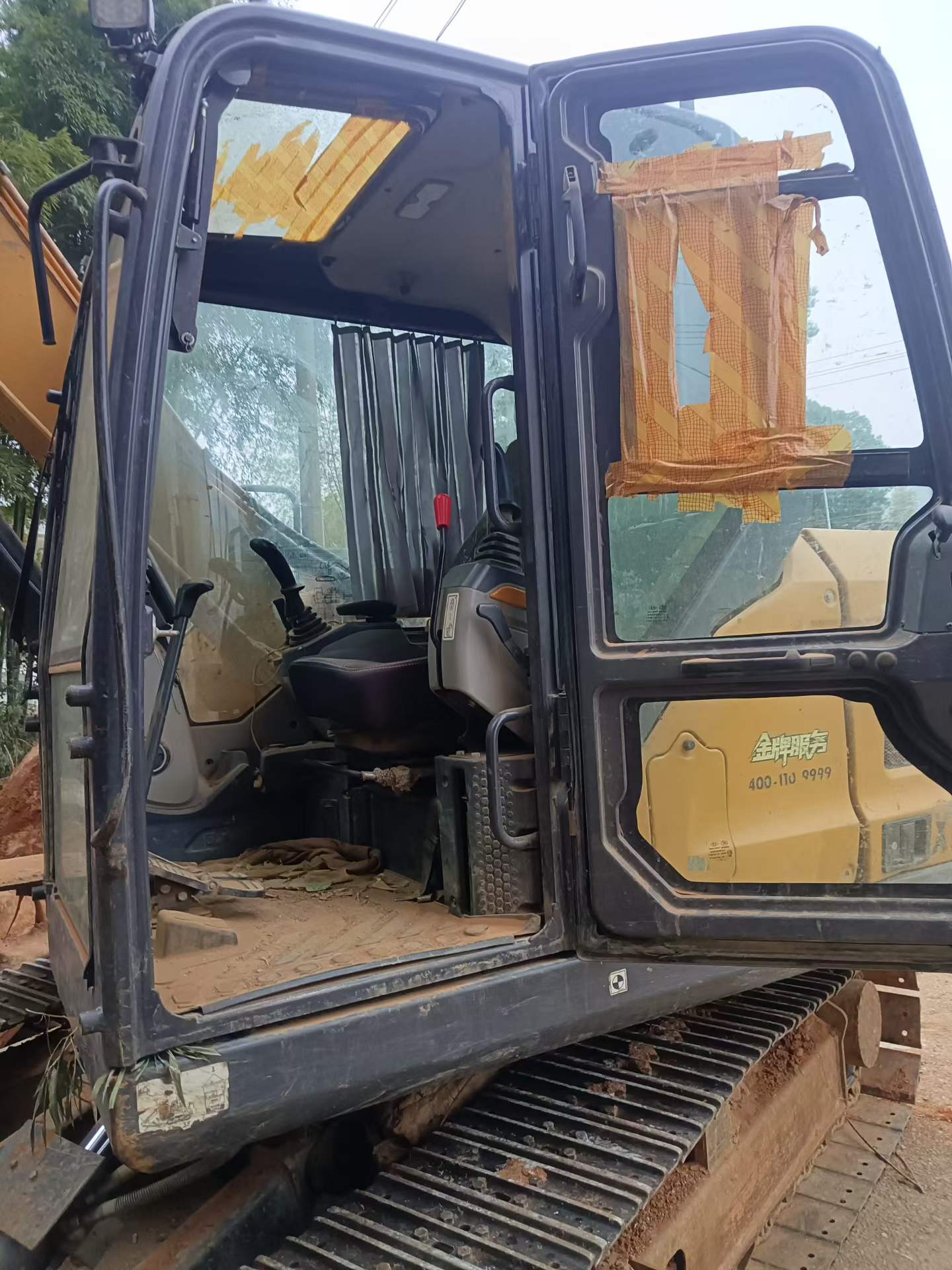 Used XCMG XE75WD Excavator 2023 Model / 7