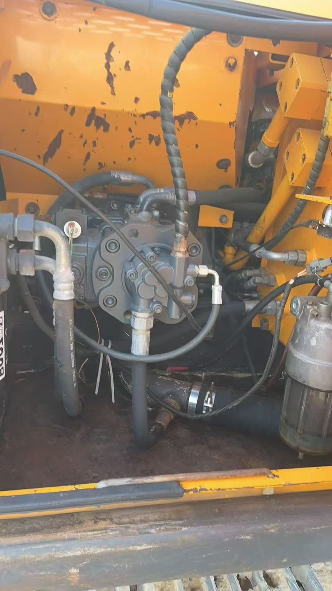 Used Sany SY135 Excavator 2016 Model / 2