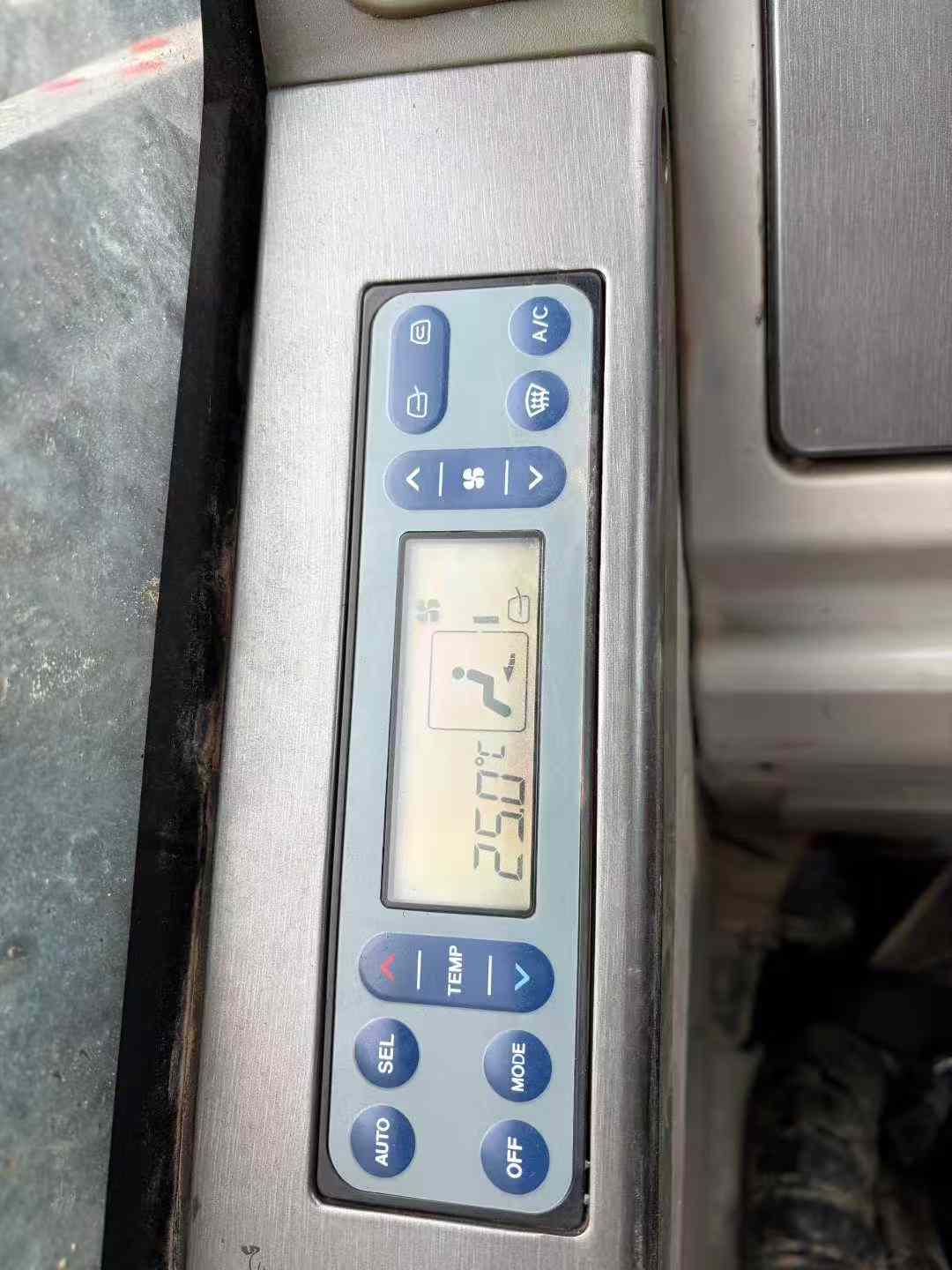 Used XCMG XE370 Excavator 2022 Model / 4