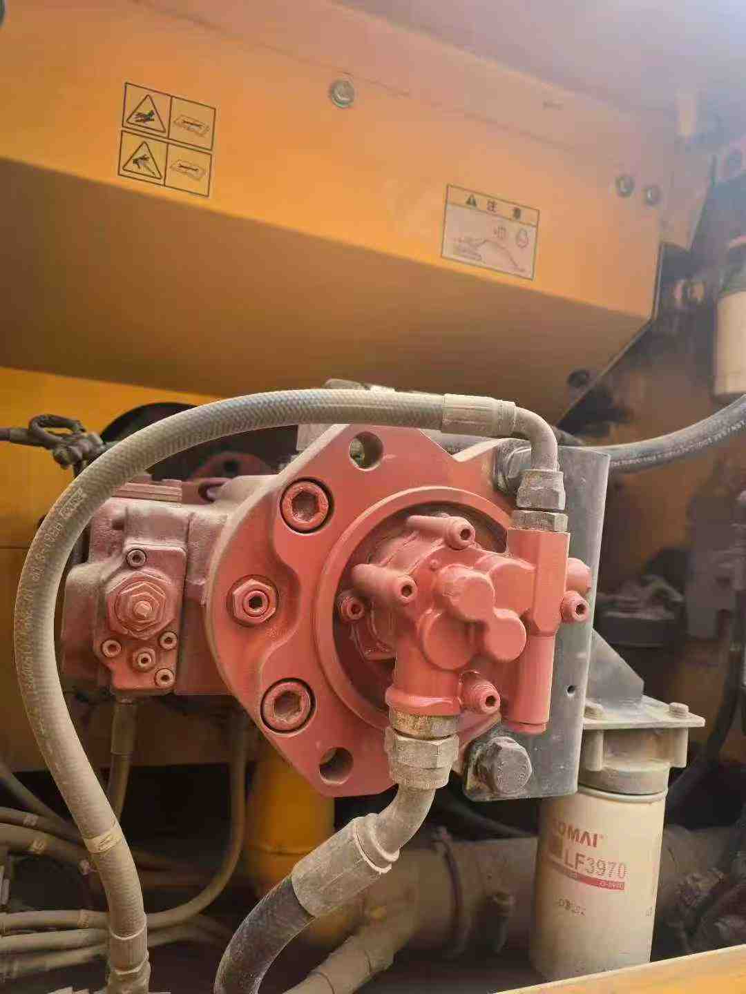 Used Hyundai R215VS Excavator 2020 Model / 3