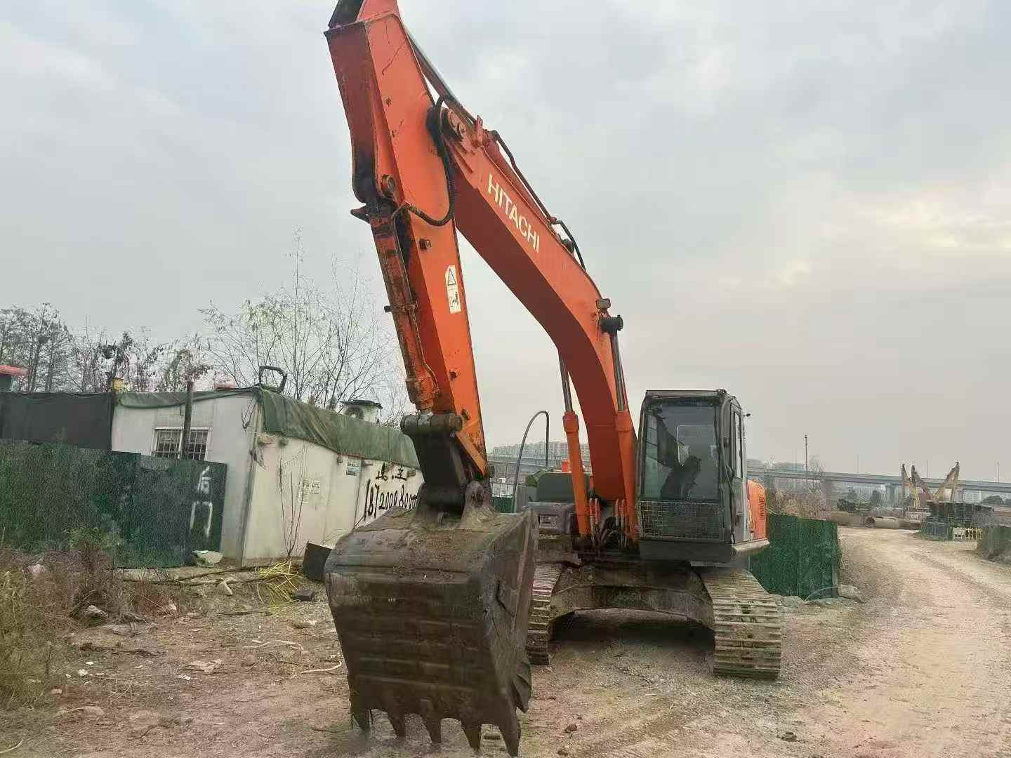 Used Hitachi EX210 Excavator 2011 Model / 3