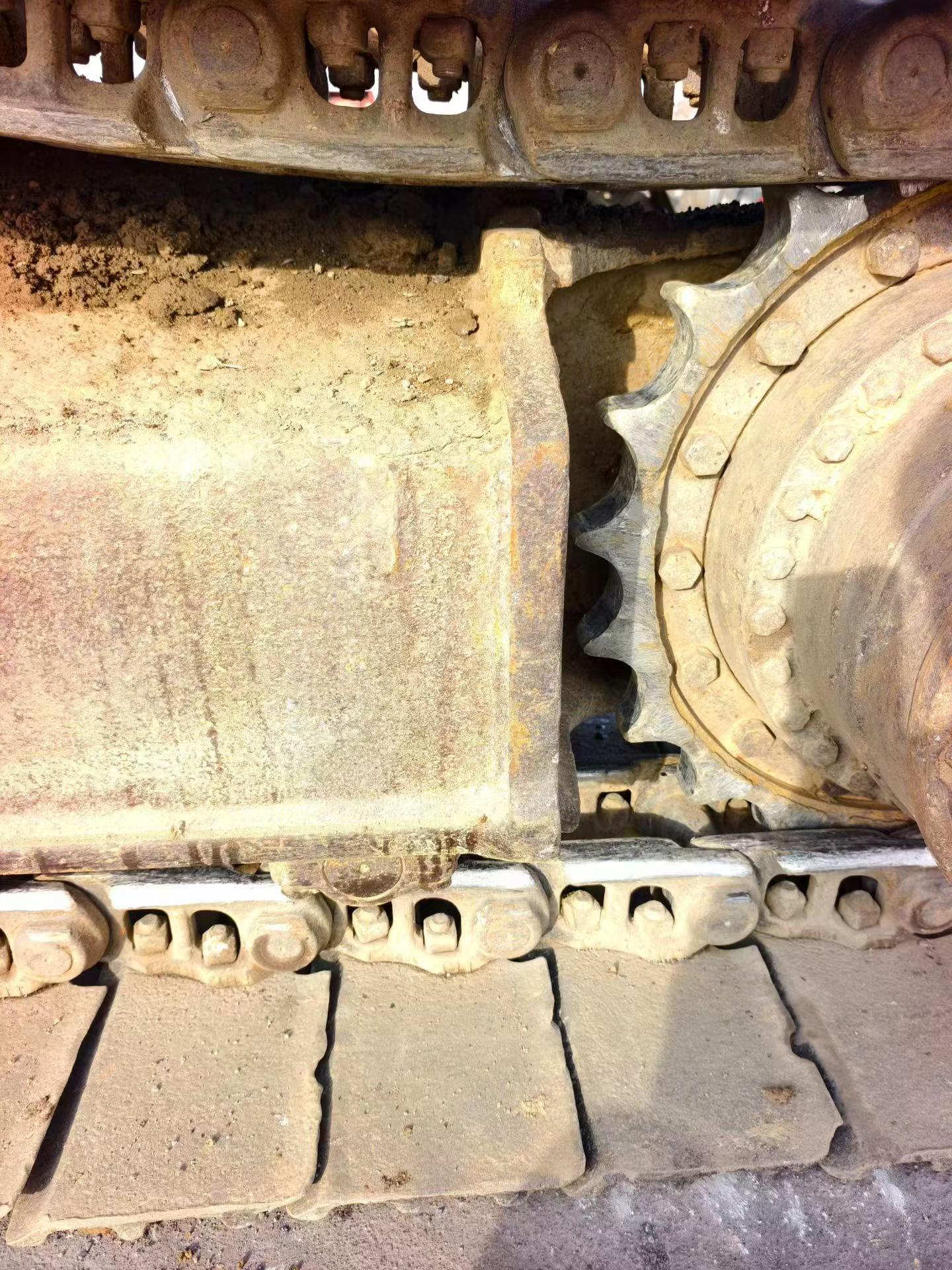 Used Hitachi ZX225USR Excavator 2016 Model / 7