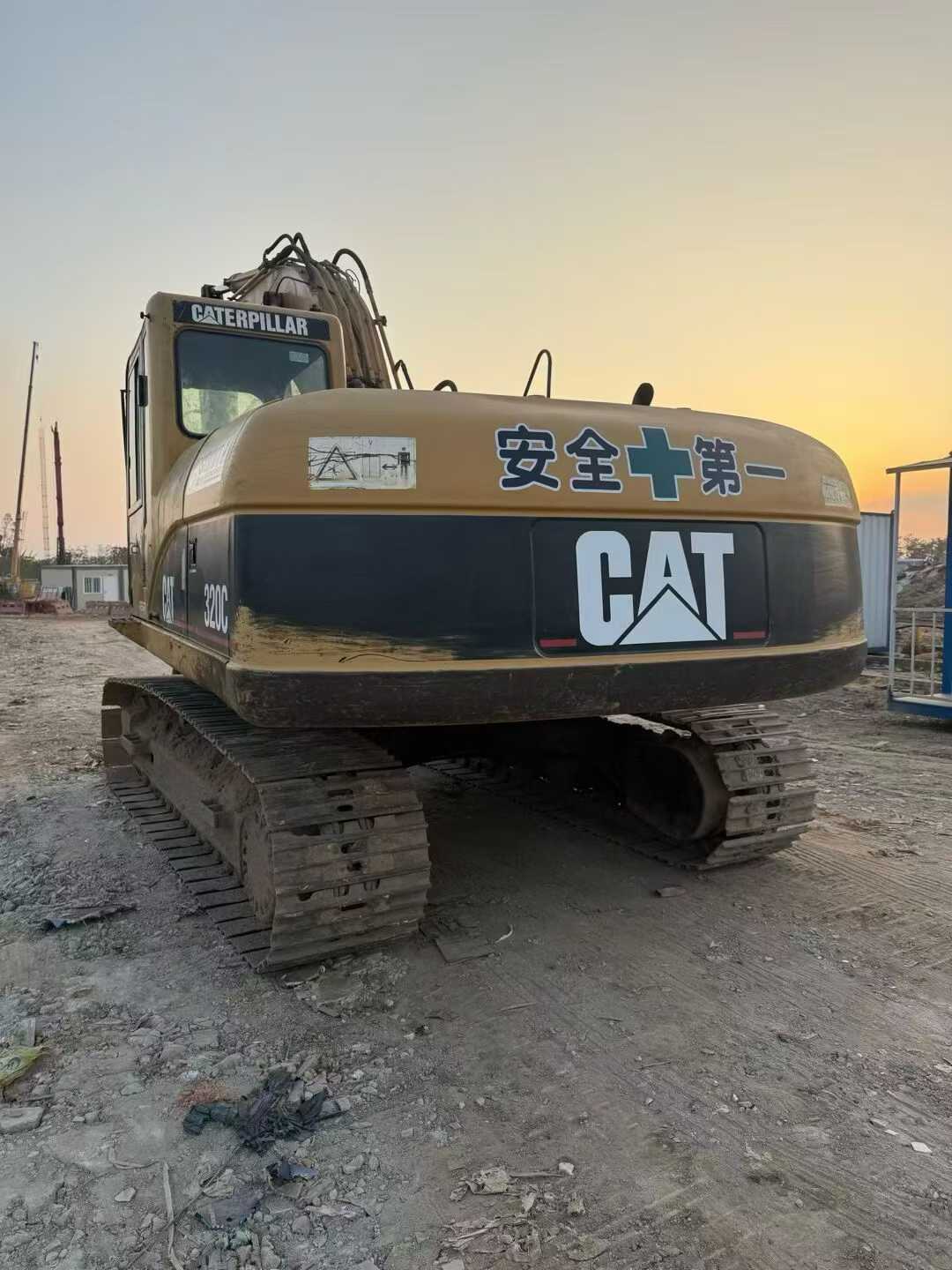 Used Caterpillar 320C Excavator 2012 Model / 8