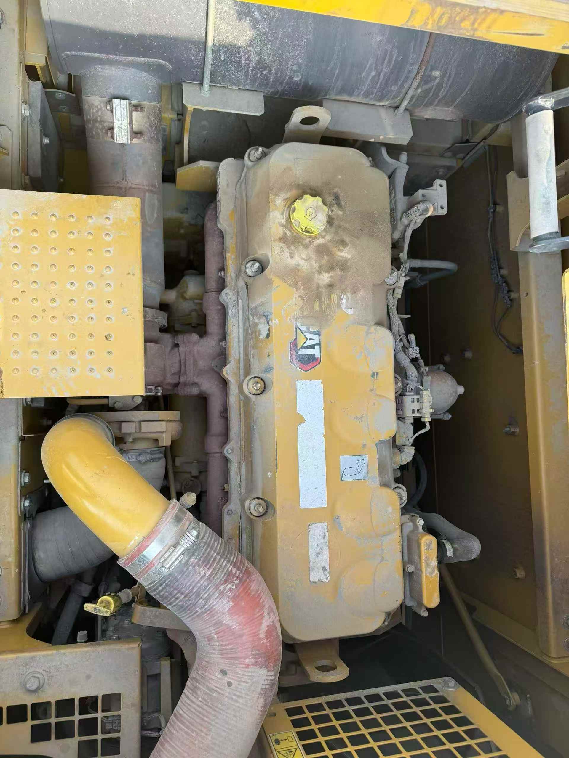 Used Caterpillar CAT352  Excavator 2022 Model / 7