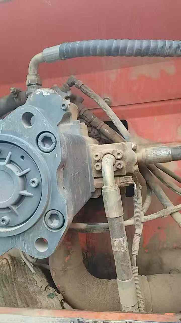 Used Doosan S225 Excavator 2011 Model / 3