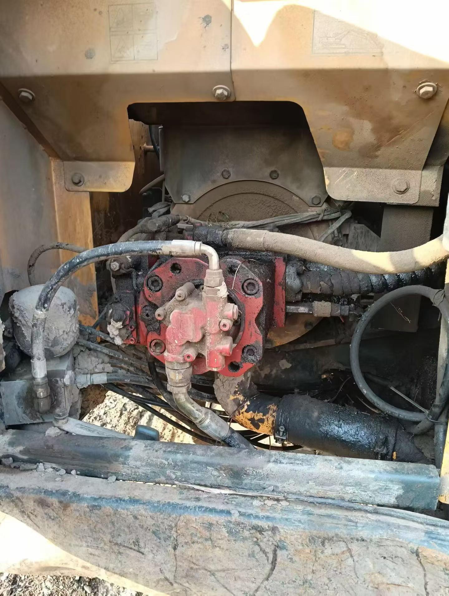 Used Hyundai R150WVSNPRO Excavator 2011 Model / 3