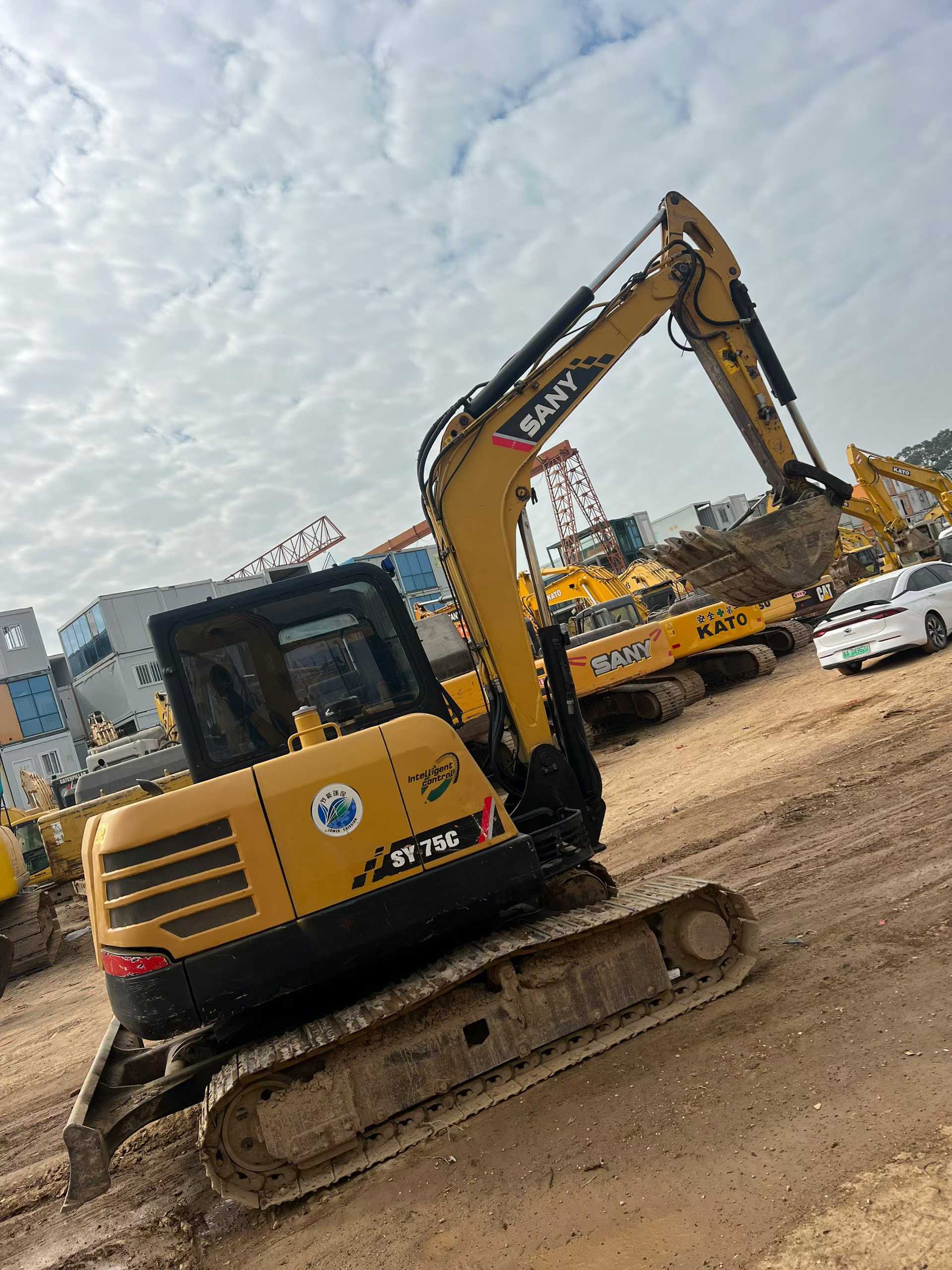 Used Sany SY60 Excavator 2018 Model / 3