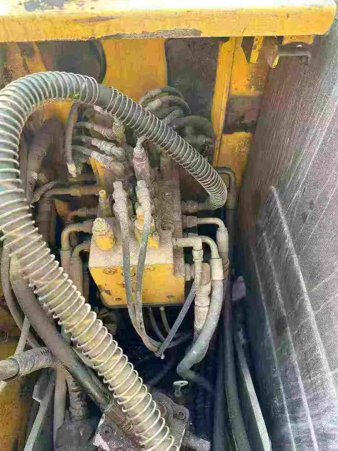 Used Hyundai R80-7 Excavator 2016 Model / 7