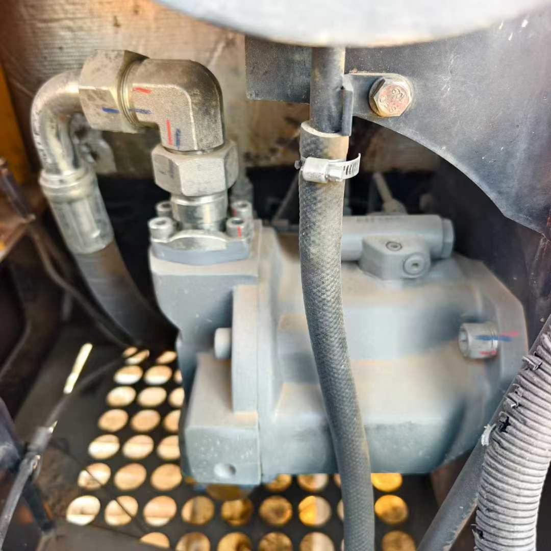 Used Sany SY60C Excavator 2019 Model / 4