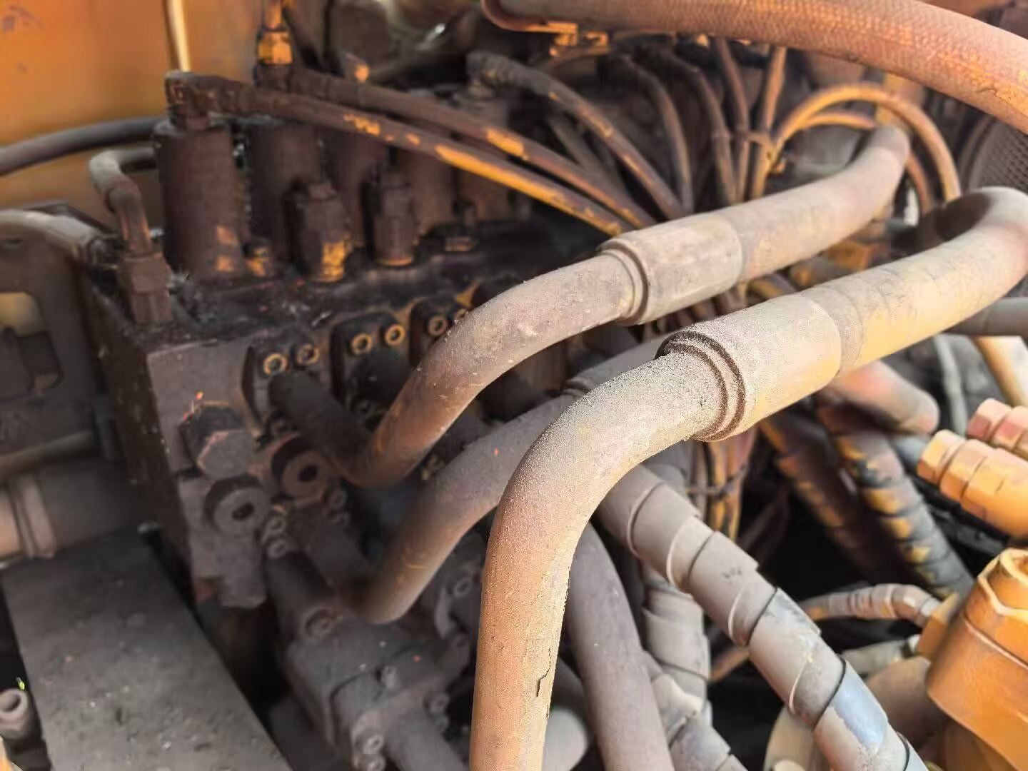 Used Caterpillar 329D Excavator 2011 Model / 8