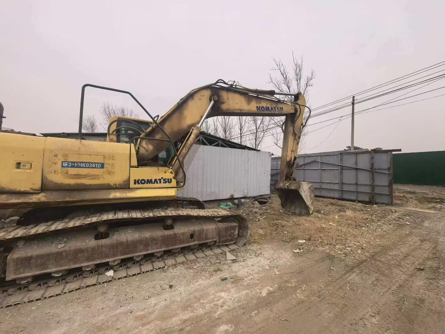 Buy Komatsu PC210 Used Excavator / 1