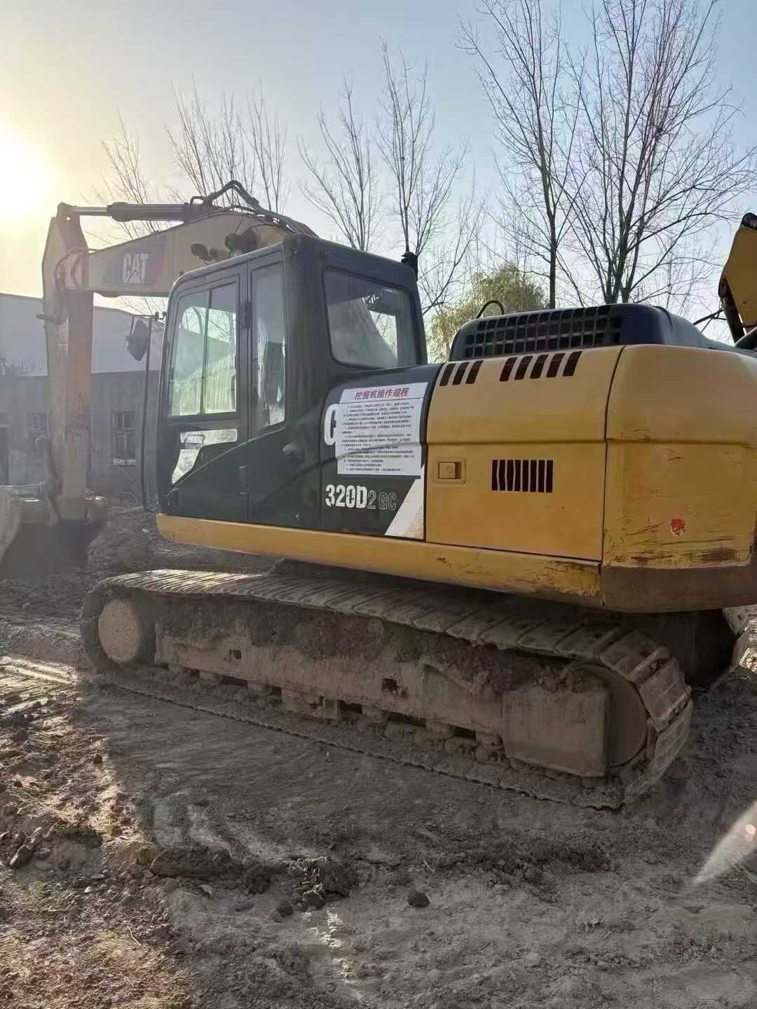 Buy Caterpillar 320D Used Excavator