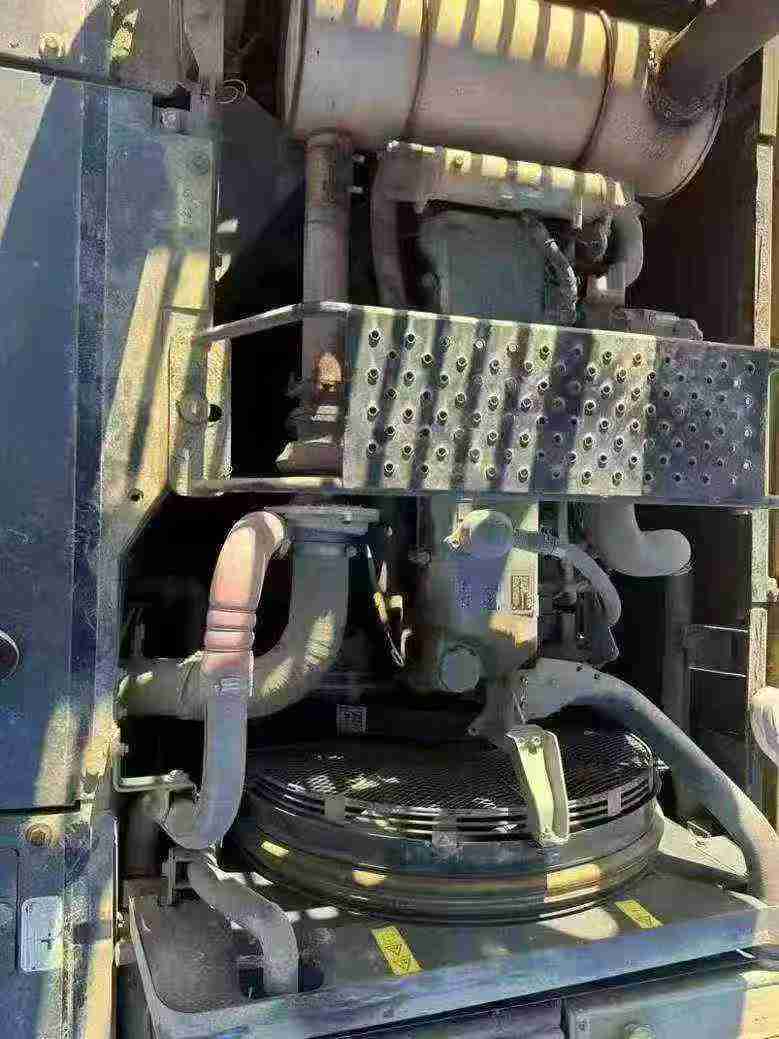 Used Sumitomo SH60 Excavator 2013 Model / 3