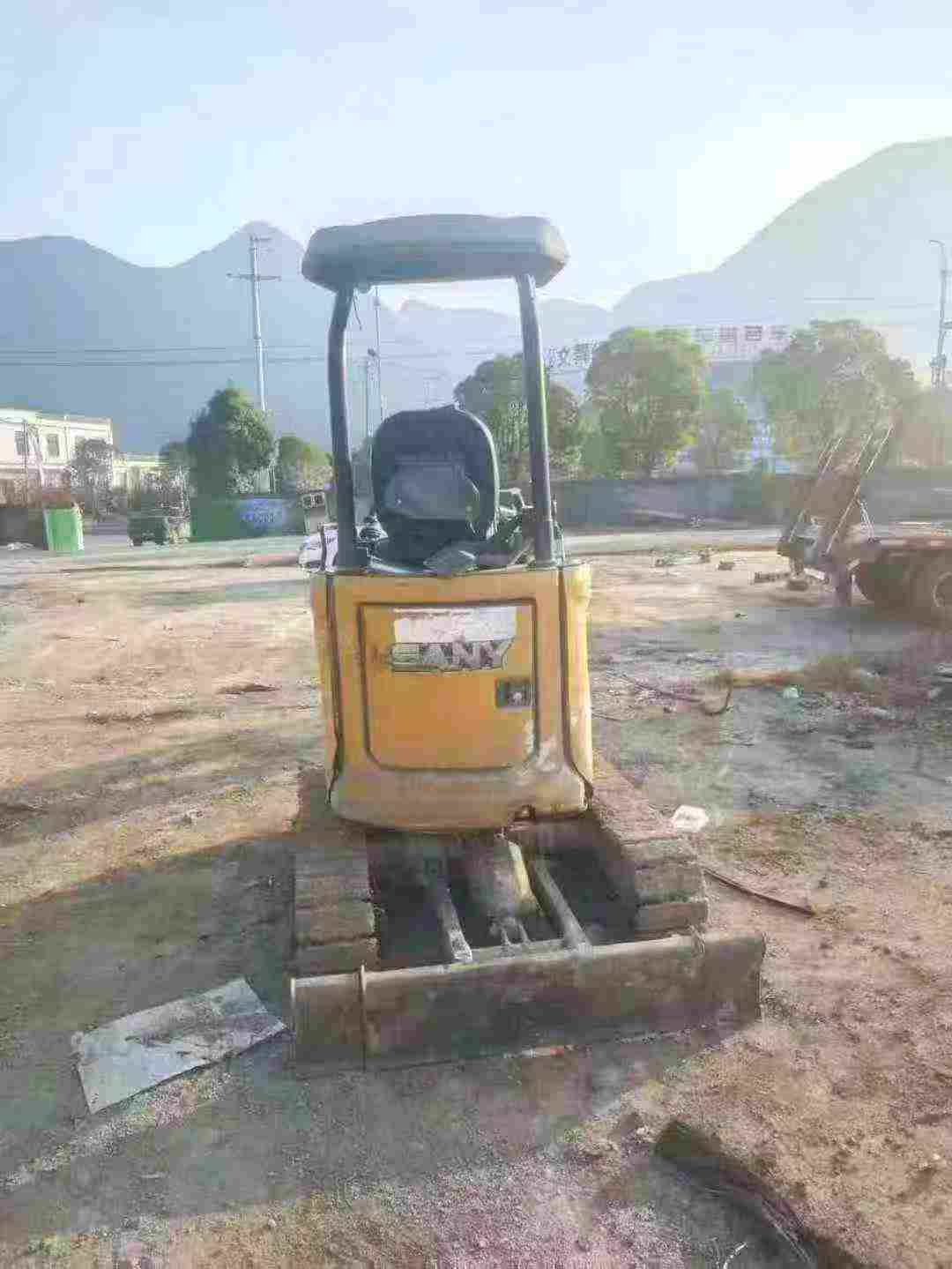 Used Sany SY185C Excavator 2022 Model / 5