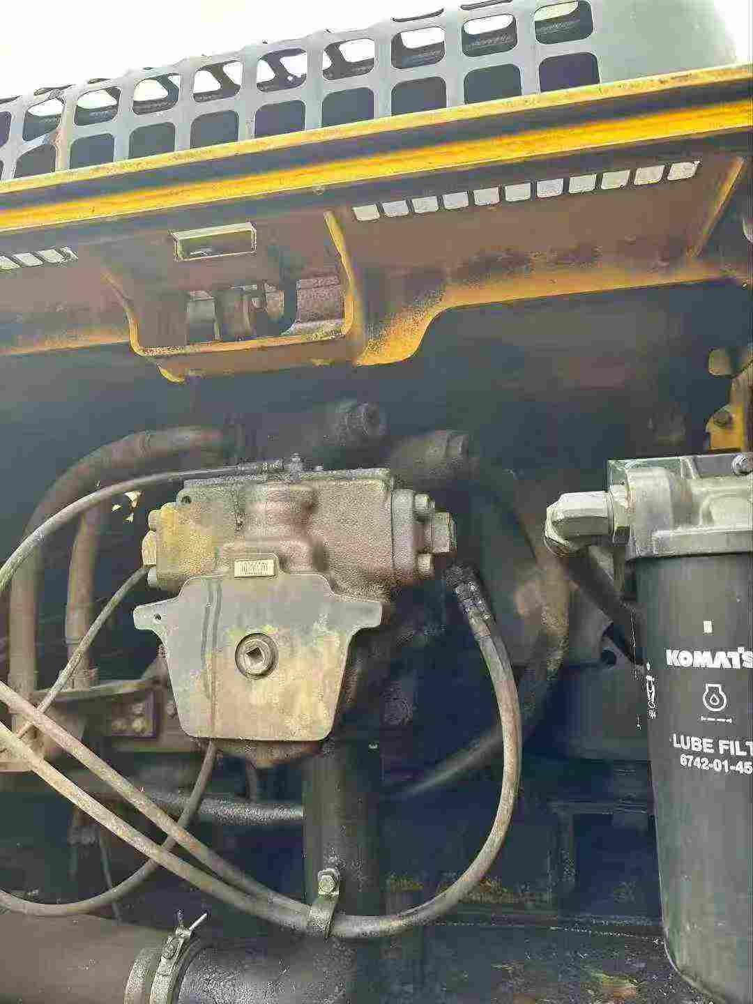 Used Komatsu PC300 Excavator 2013 Model / 6