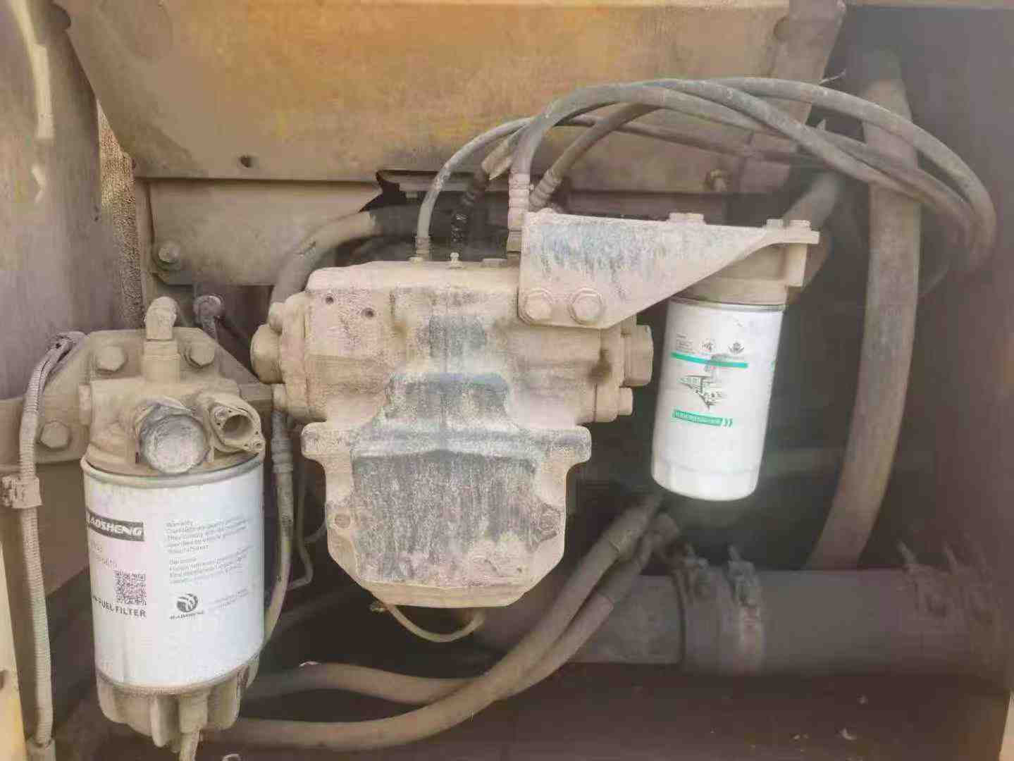 Used Komatsu PC200 Excavator 2014 Model / 3