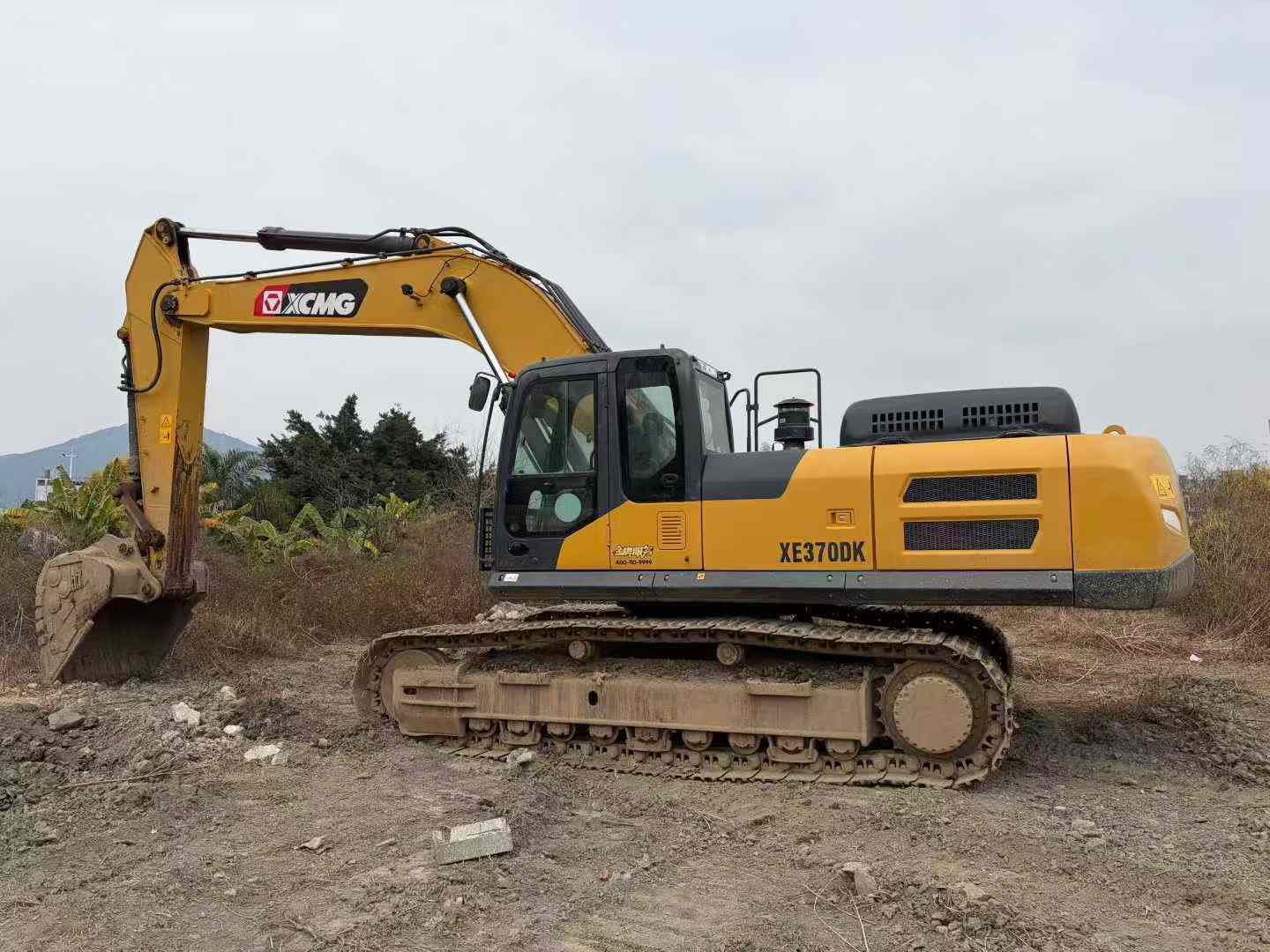 Used XCMG XE370 Excavator 2022 Model / 9