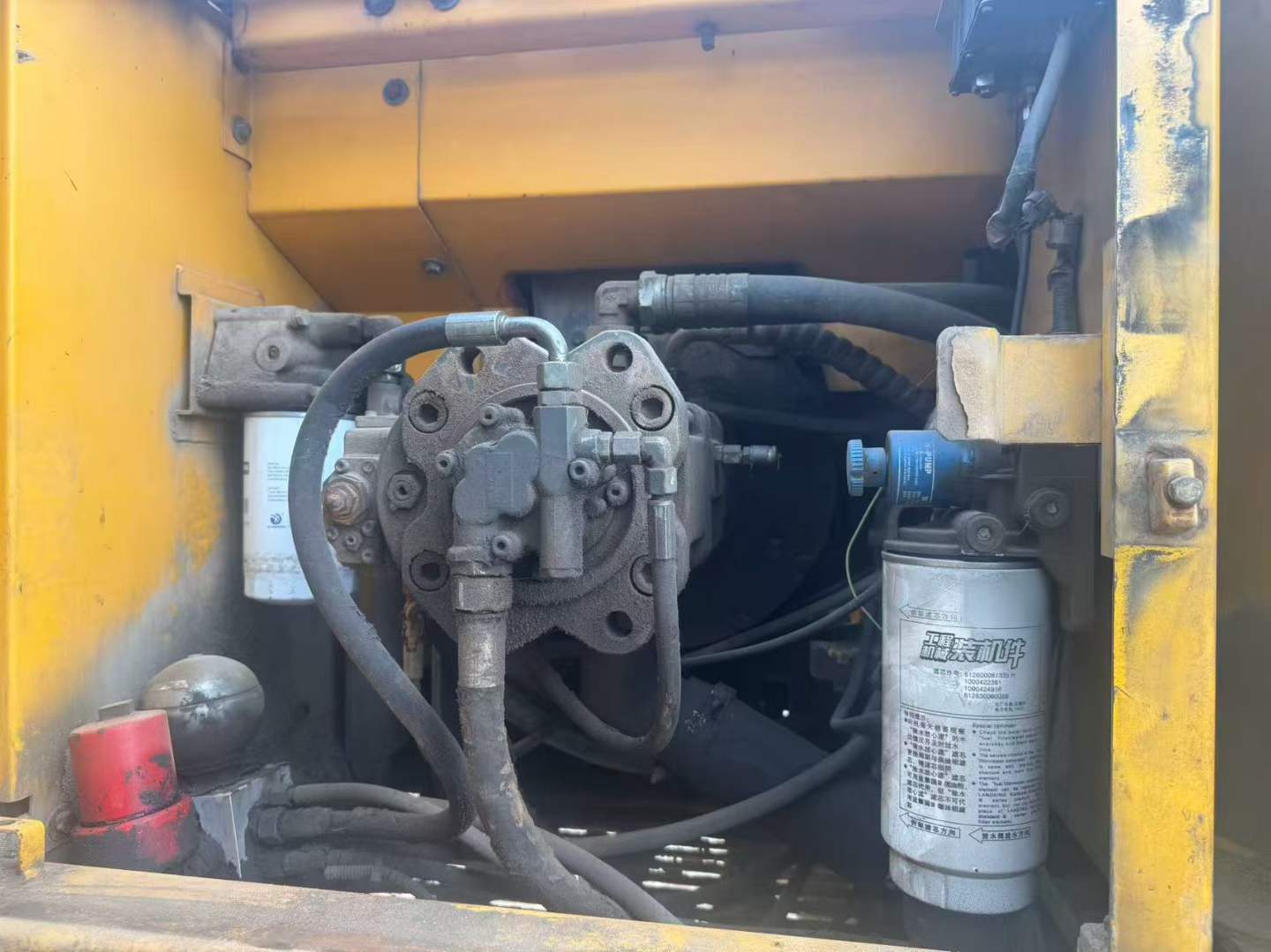 Used XCMG XE215 Excavator 2012 Model / 6