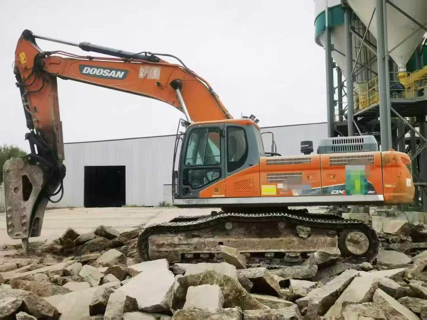 Buy Doosan DX380 Used Excavator