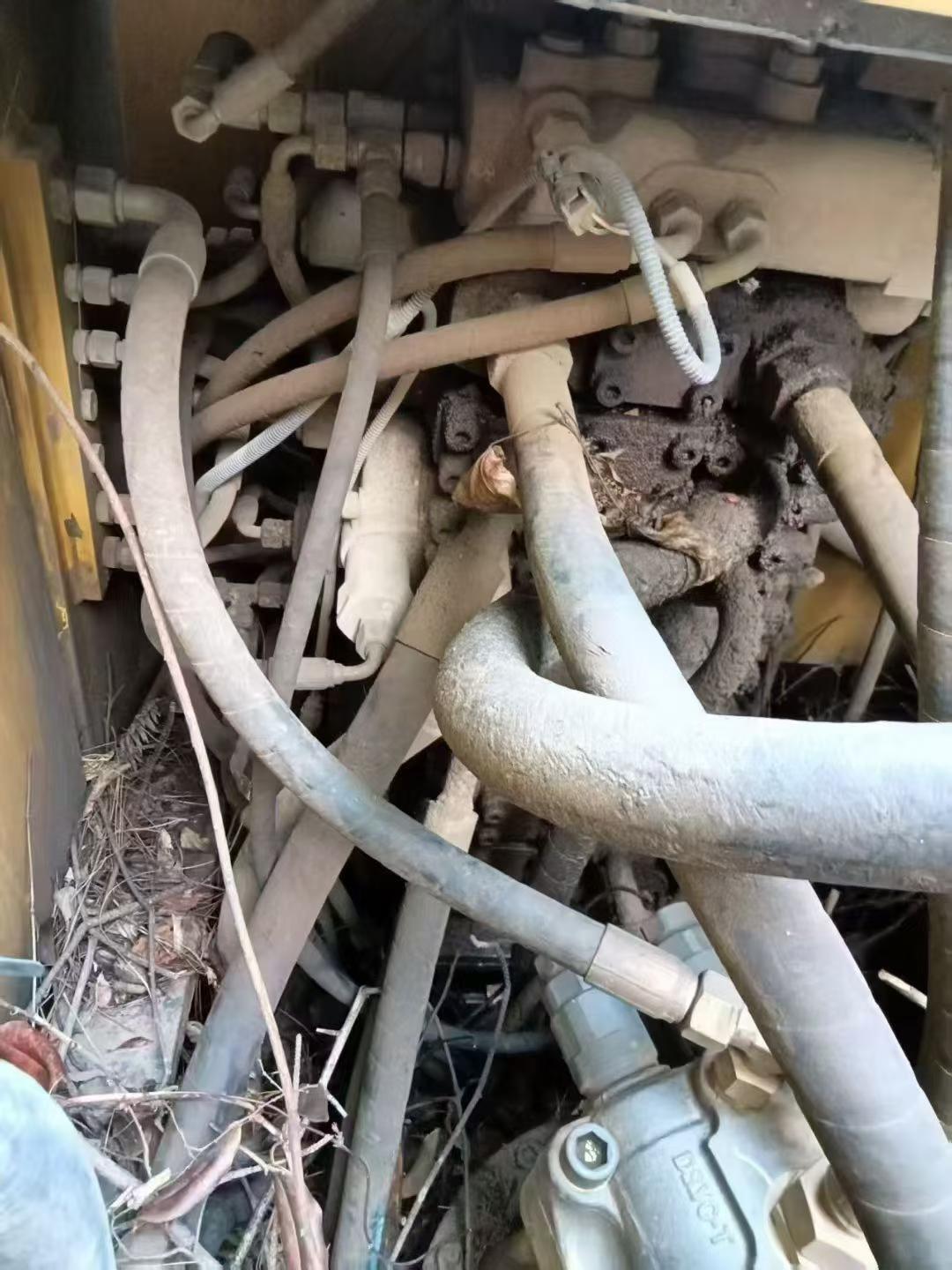 Used XCMG XE135B Excavator 2017 Model / 3