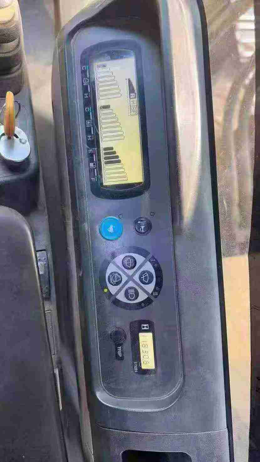 Used Sumitomo SH60 Excavator 2013 Model / 9