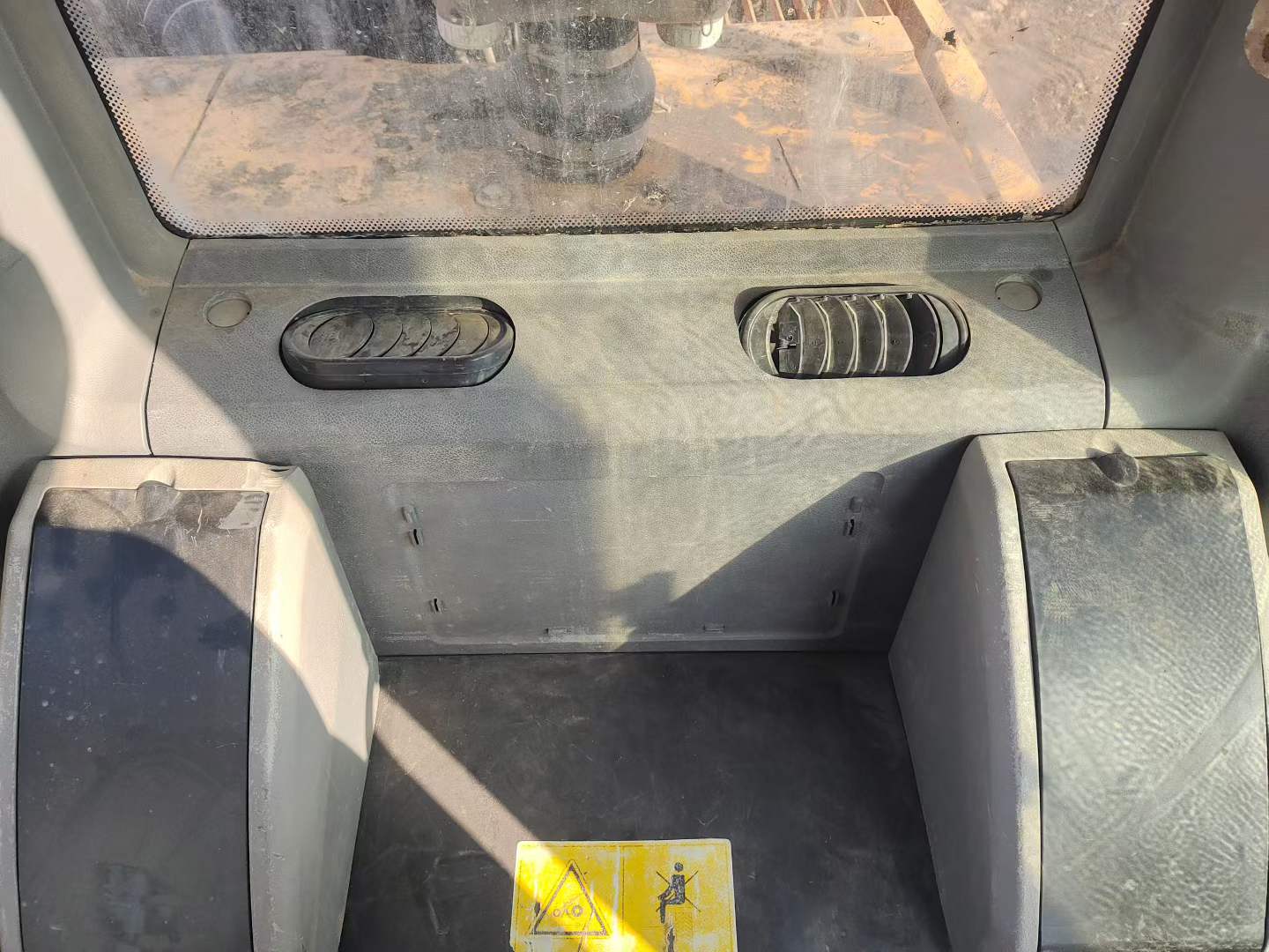 Used Sany SY215C-9 Excavator 2015 Model / 9