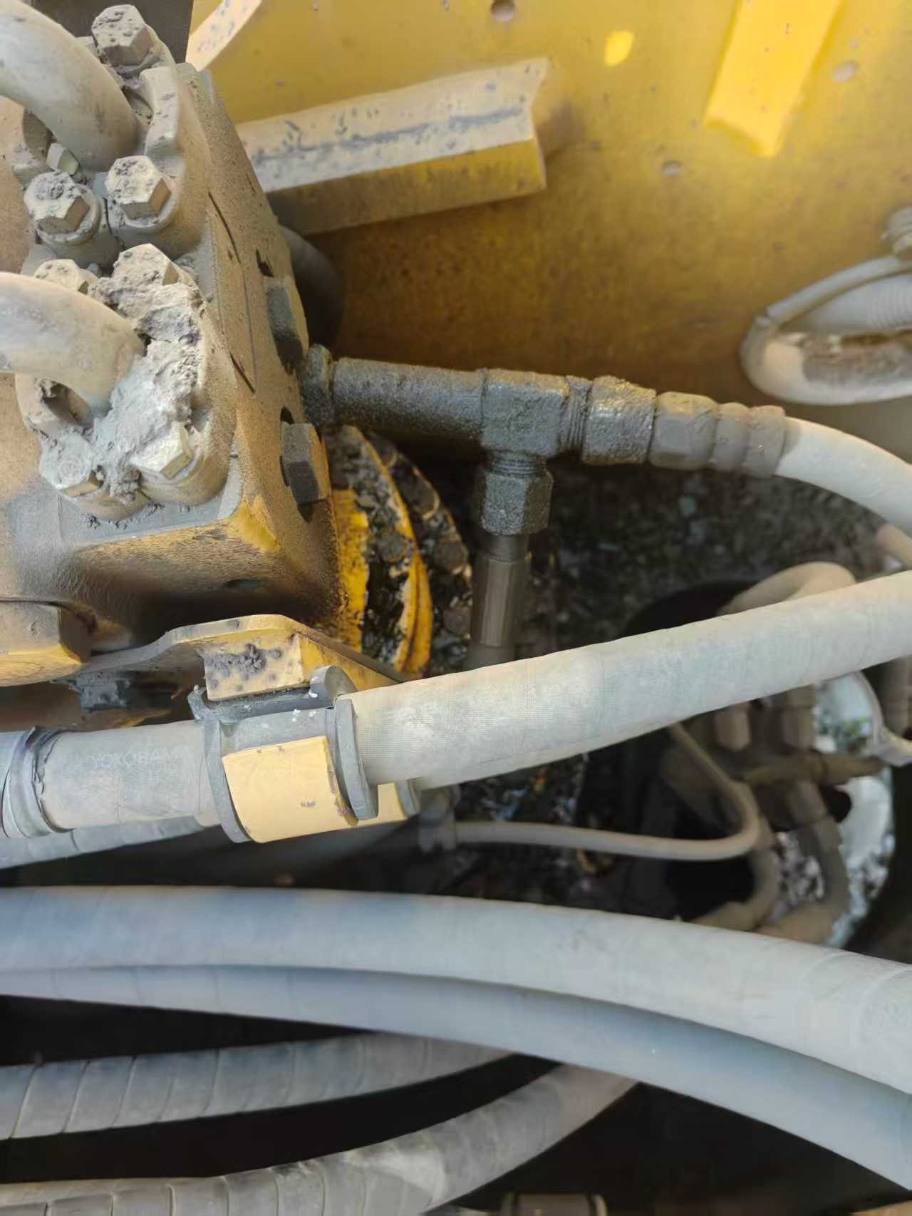 Used Komatsu PC240-11M0 Excavator 2014 Model / 3