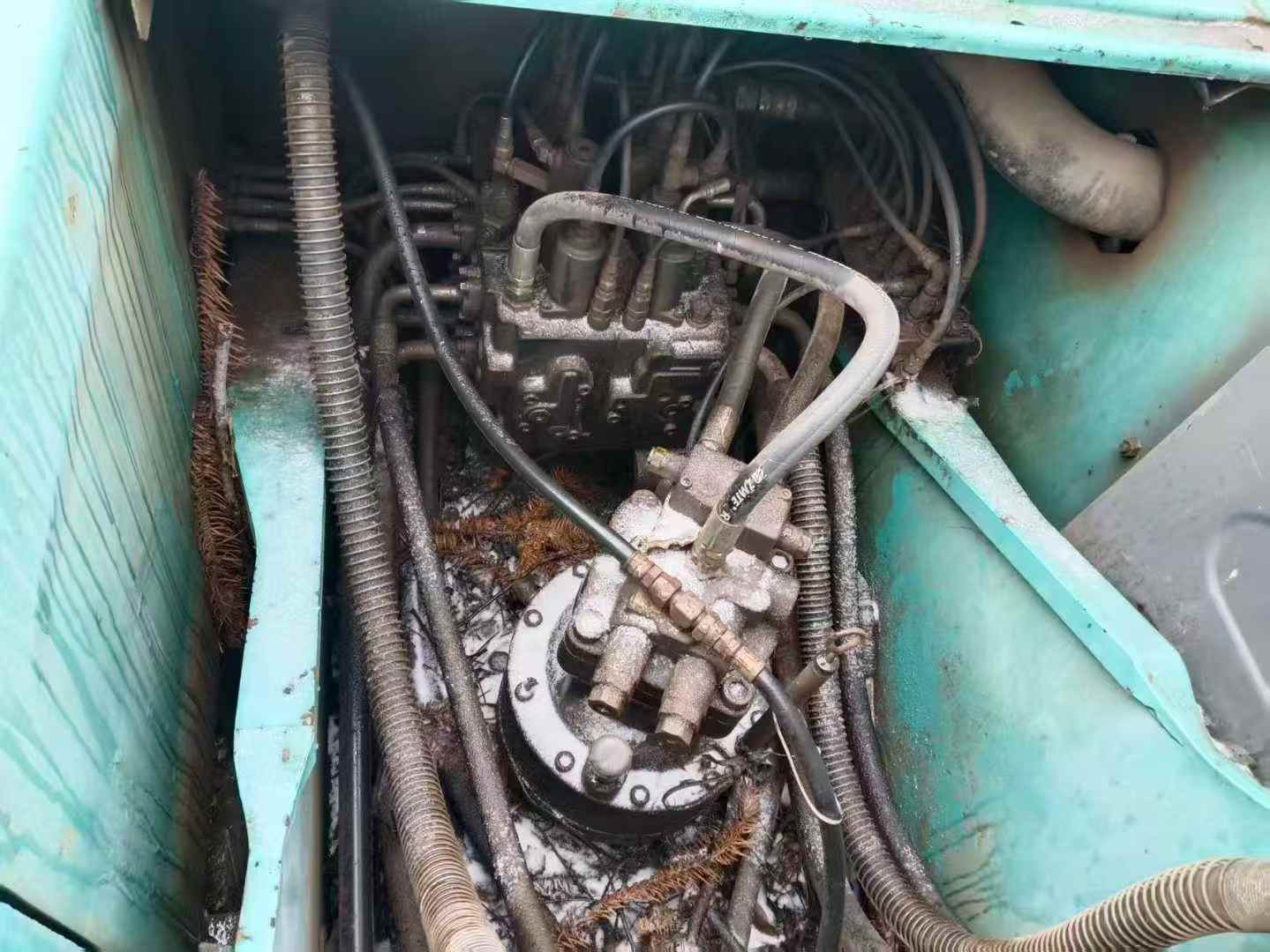 Buy Kobelco SK200-8 Used Excavator / 7 Used Kobelco SK200-8 Excavator 2016 Model / 7