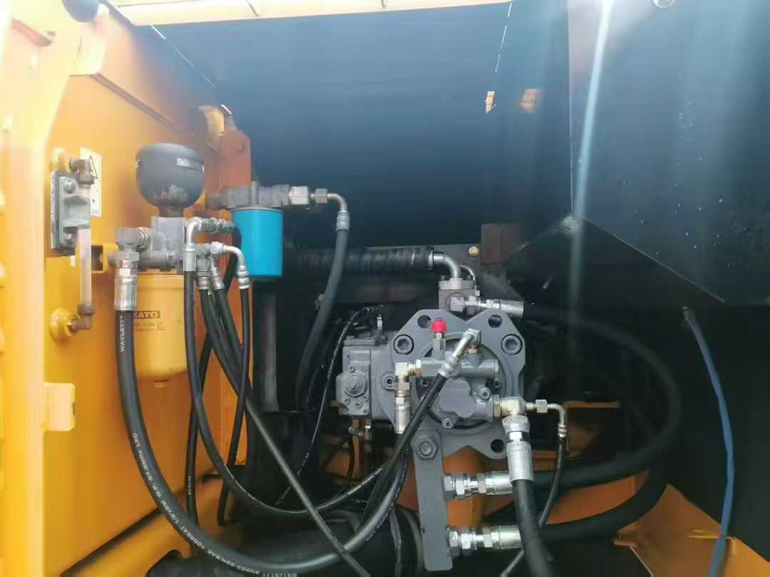 Used Kato HD820V Excavator 2016 Model / 7