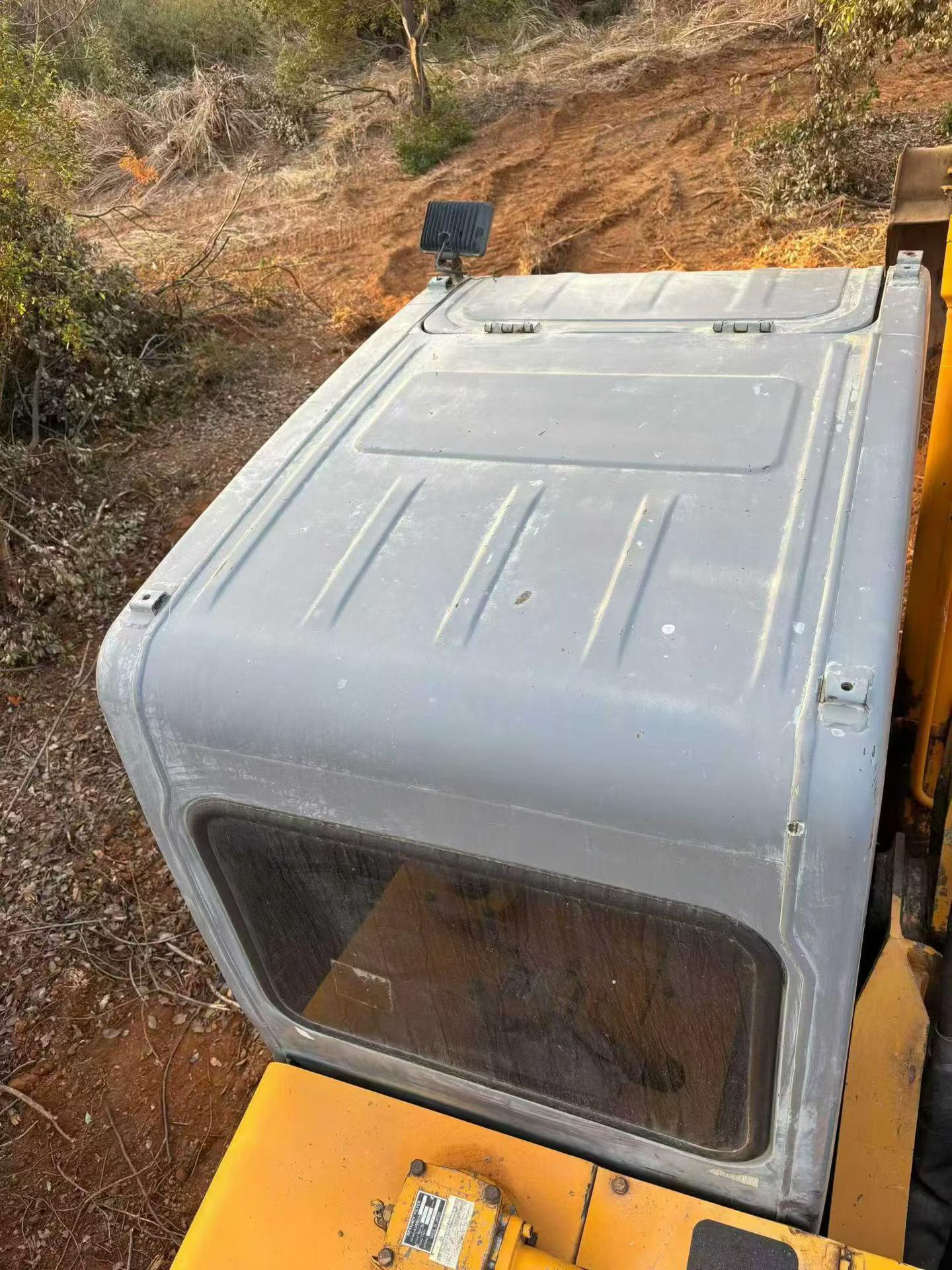 Used Kato HD820R Excavator 2015 Model / 5